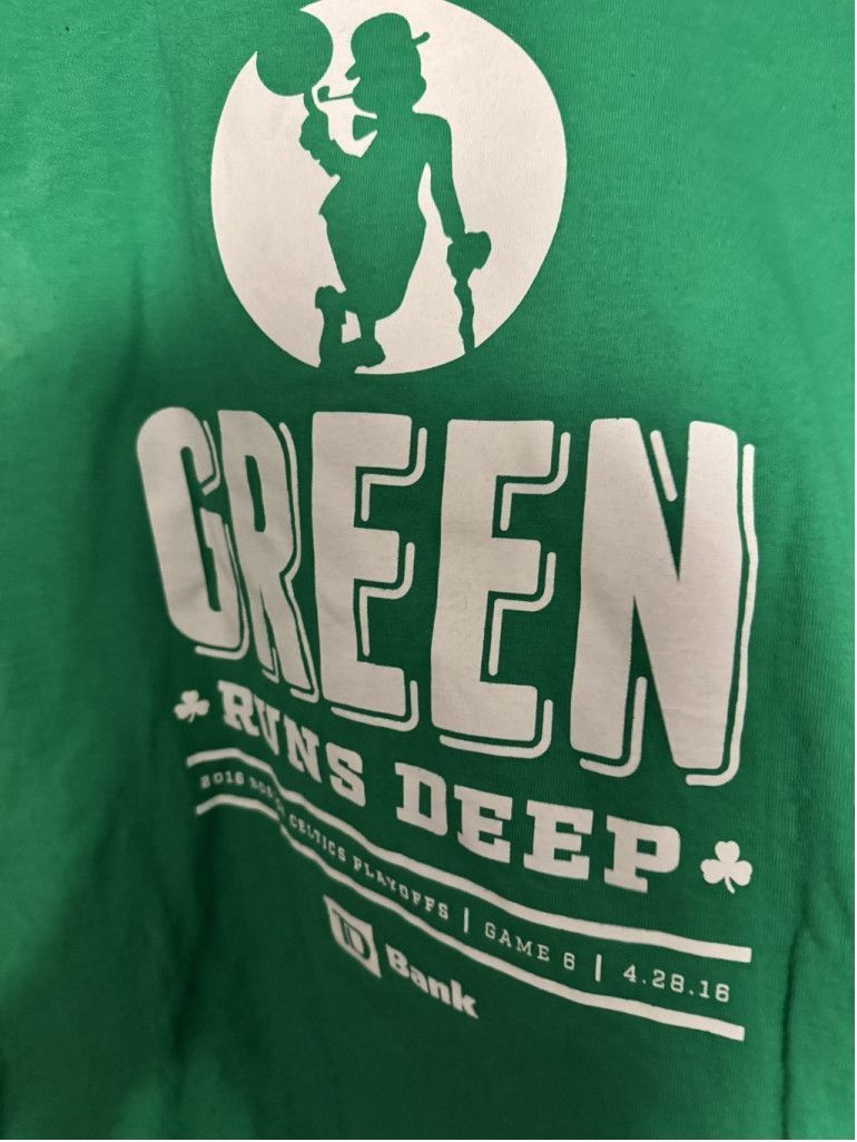 Gildan Boston Celtics Lot of Five (5) T-Shirts Men Sz XL NBA Green Size US XL / EU 56 / 4 - 2 Thumbnail