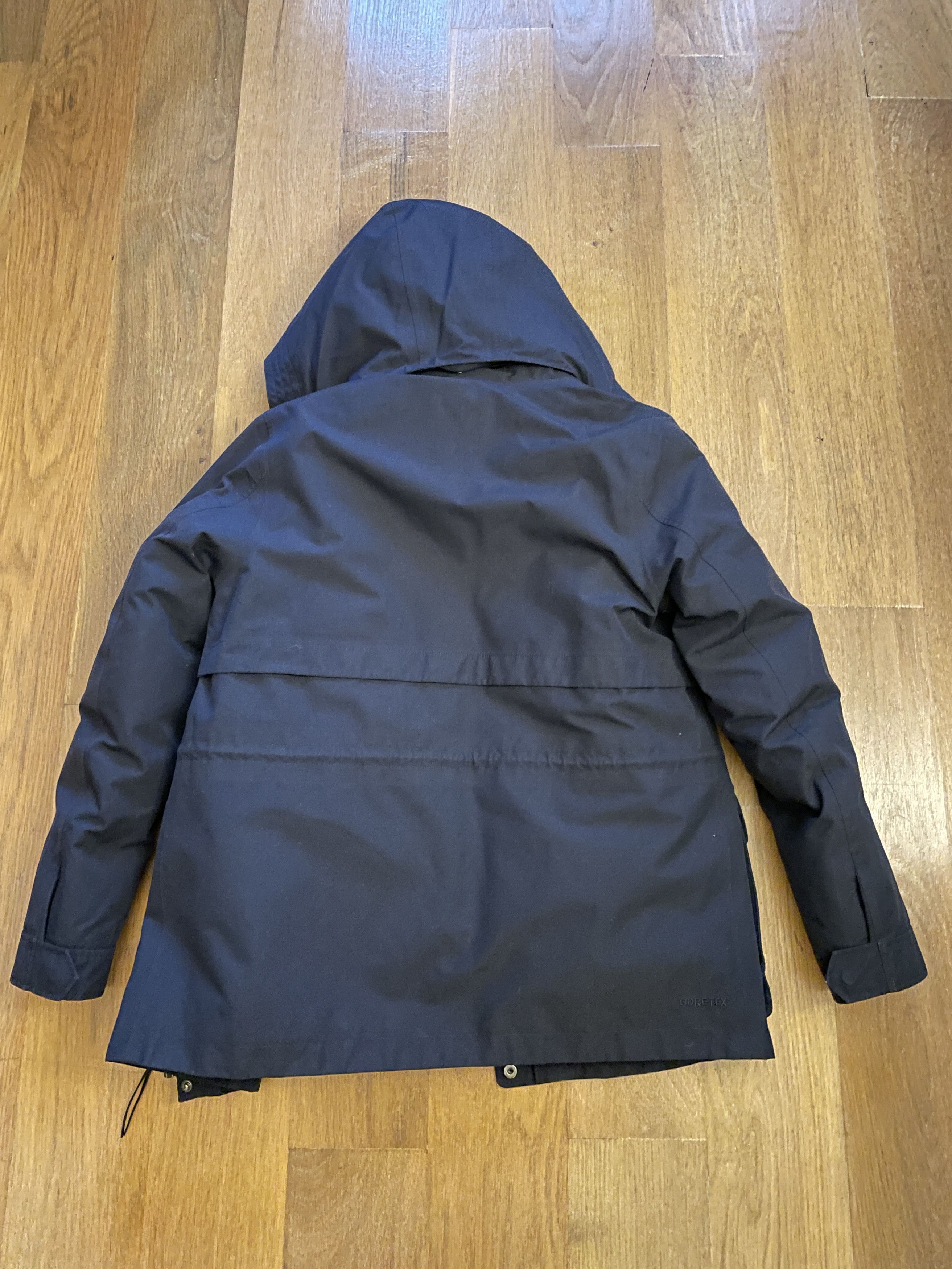 Aigle Aigle 2-in-1 Modular GORE-TEX Jacket (Women's) Size M / US 6-8 / IT 42-44 - 2 Thumbnail