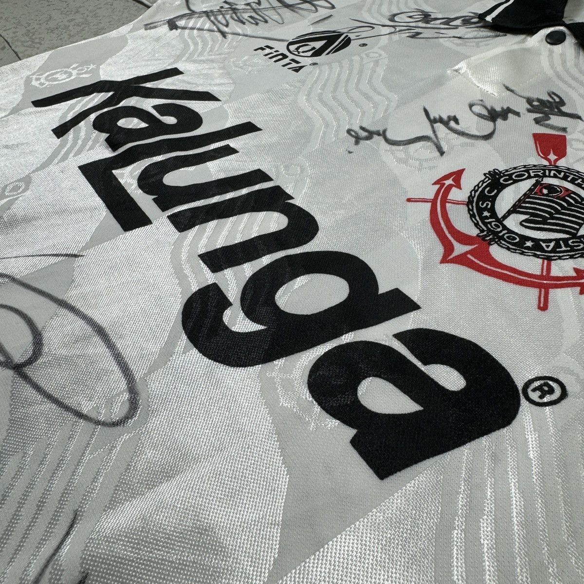 Vintage 1992 Vintage Corinthians Home Jersey Player Signature Size US M / EU 48-50 / 2 - 10 Thumbnail