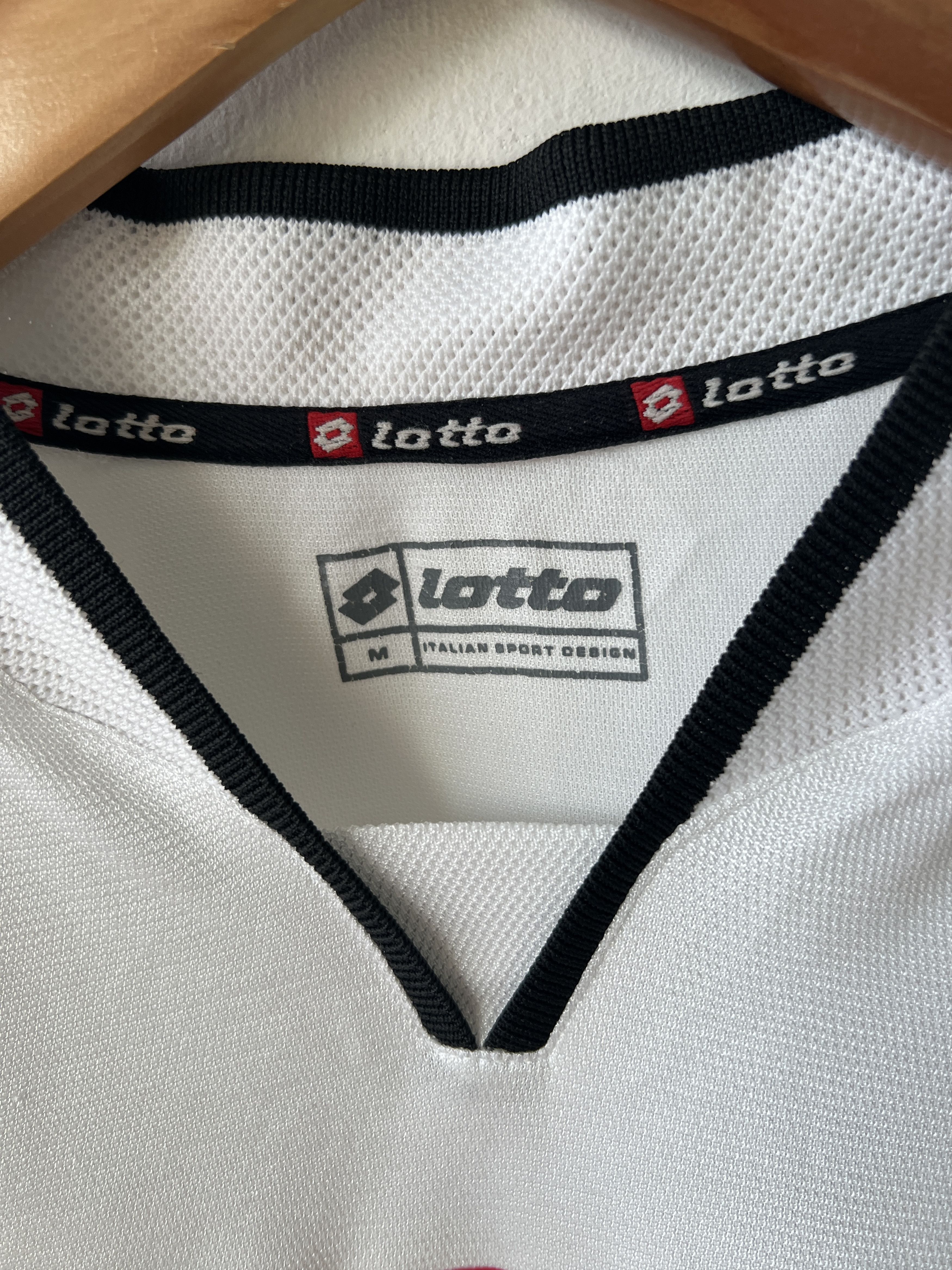 Lotto Sport (M) Juventus 2002-03 Away Shirt Nedved #11 Kit Size US M / EU 48-50 / 2 - 3 Thumbnail