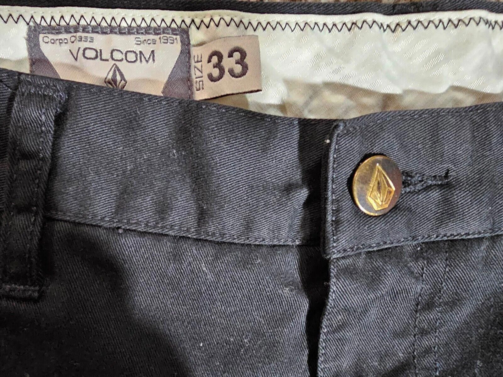 Volcom Volcom Men's Corpo Class Black Logo Shorts Sz 33 Size US 33 - 2 Thumbnail