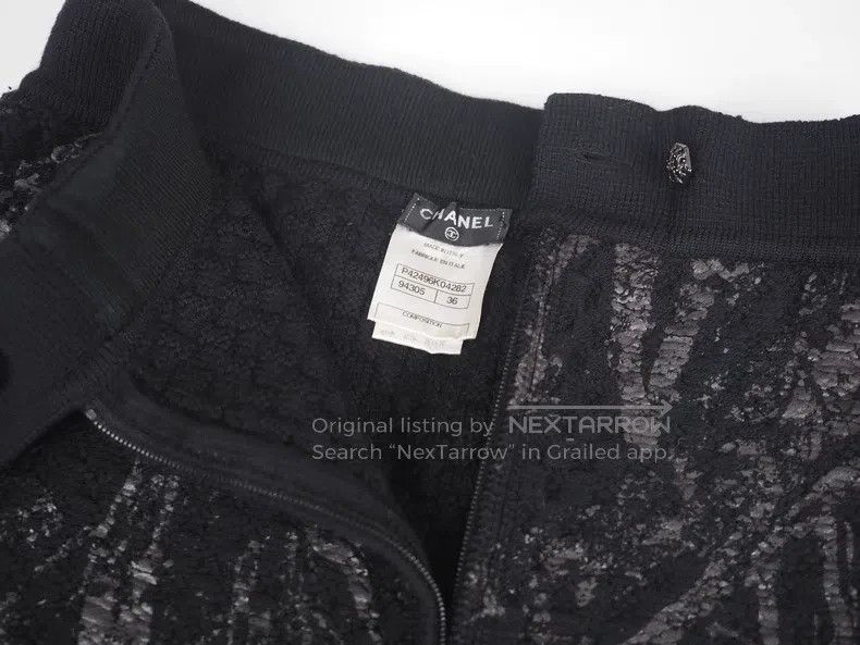 Chanel Chanel size S Black diamond button wool knit short skirt Size 23" - 4 Thumbnail