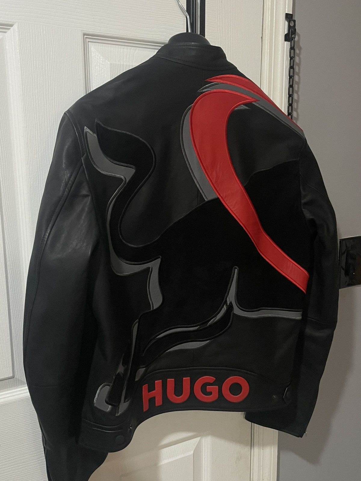 Hugo Boss HUGO x Red Bull Racing F1 Leather Jacket Black/Red (NWT) Size US XL / EU 56 / 4 - 7 Thumbnail
