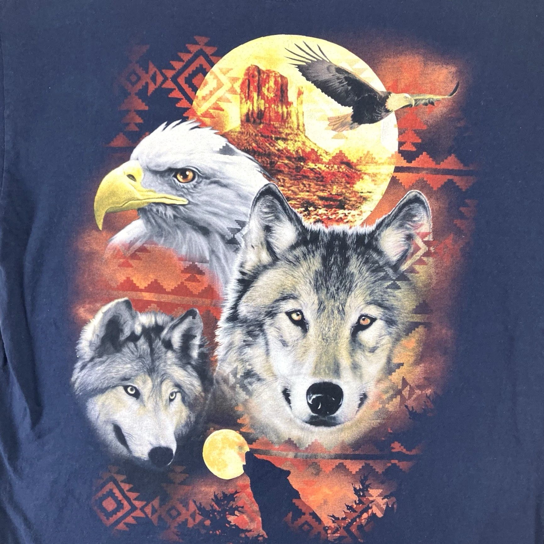 Fruit Of The Loom Fruit of the Loom Graphic T-Shirt Men Large Dark Navy 90s Nature Wolf Eagle Retro Slim Fit Size US L / EU 52-54 / 3 - 3 Thumbnail