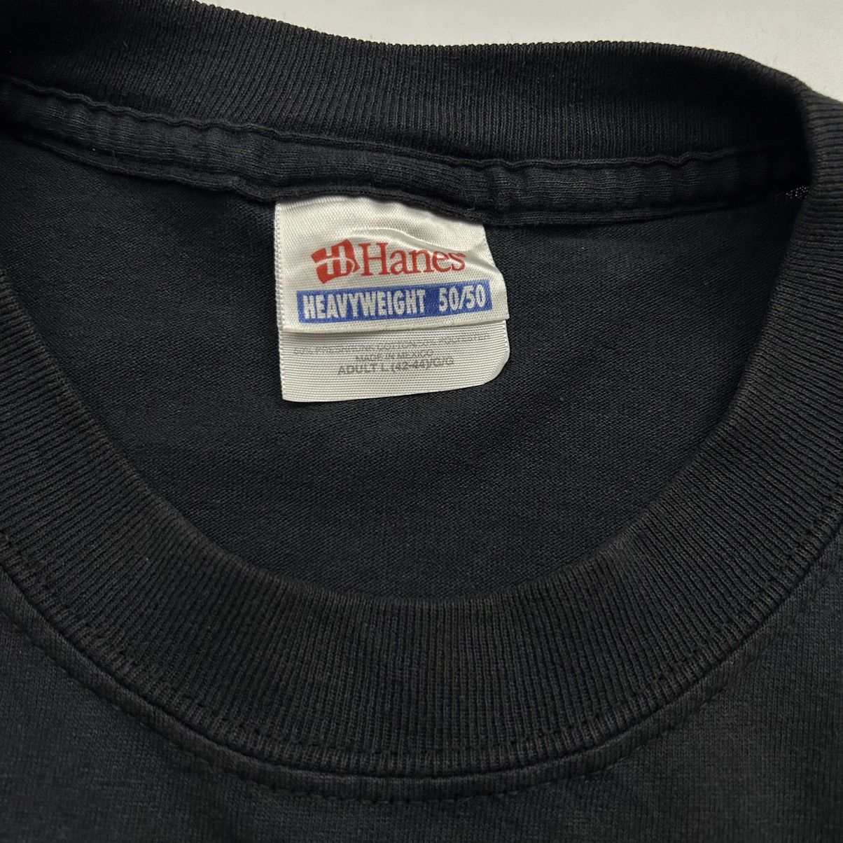 Vintage Vintage Vegas Magazine Modern Luxury T-shirt 90s L Black Size US L / EU 52-54 / 3 - 3 Thumbnail