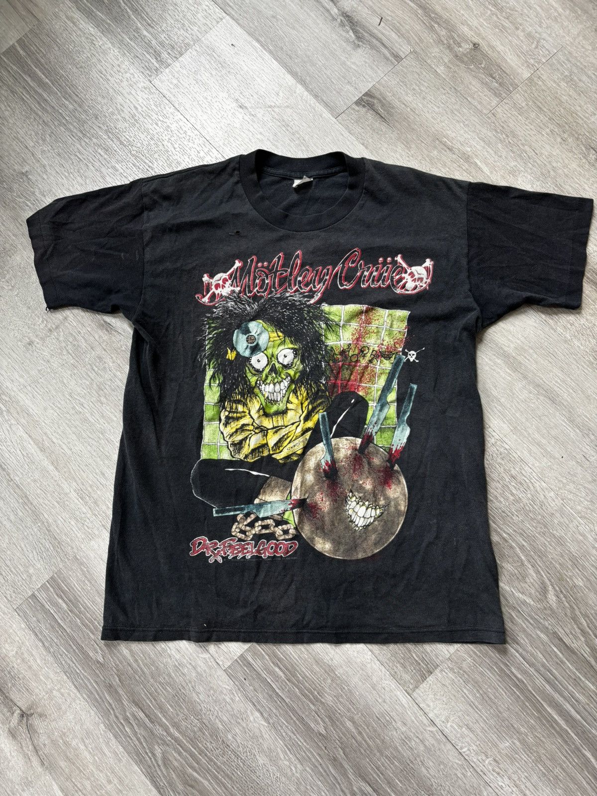 Vintage Motley Crüe Dr. Feel Good Tshirt Size US L / EU 52-54 / 3 - 1 Thumbnail