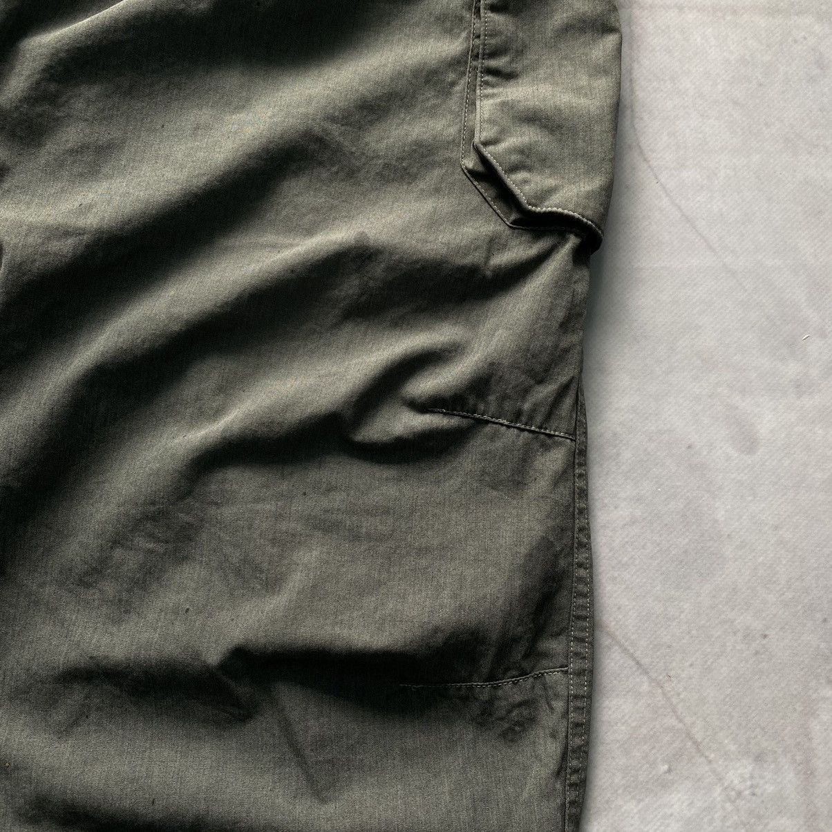 Japanese Brand × Nike × Vintage Y2K Nike Vintage Painted Grey Cargo Parachute Pants Size US 36 / EU 52 - 5 Thumbnail