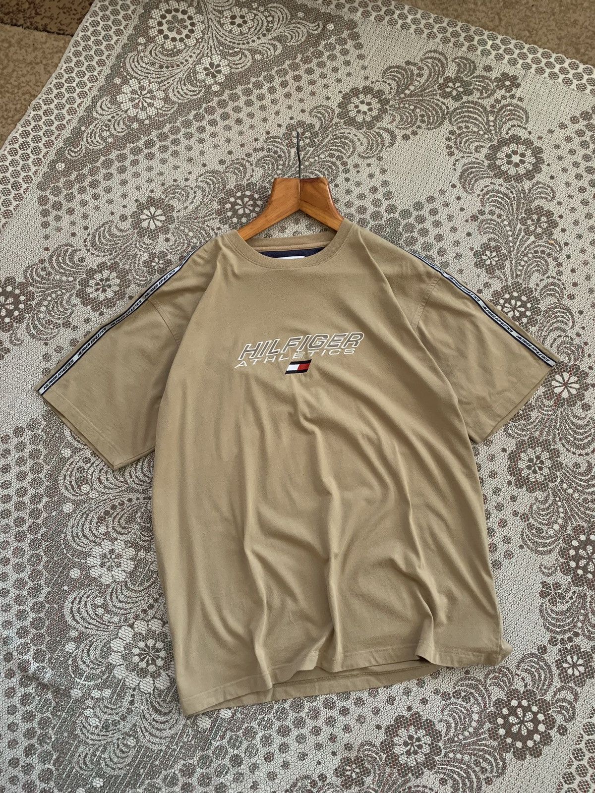 Tommy Hilfiger Hilfiger athletics vintage t-shirt Size US XL / EU 56 / 4 - 1 Thumbnail