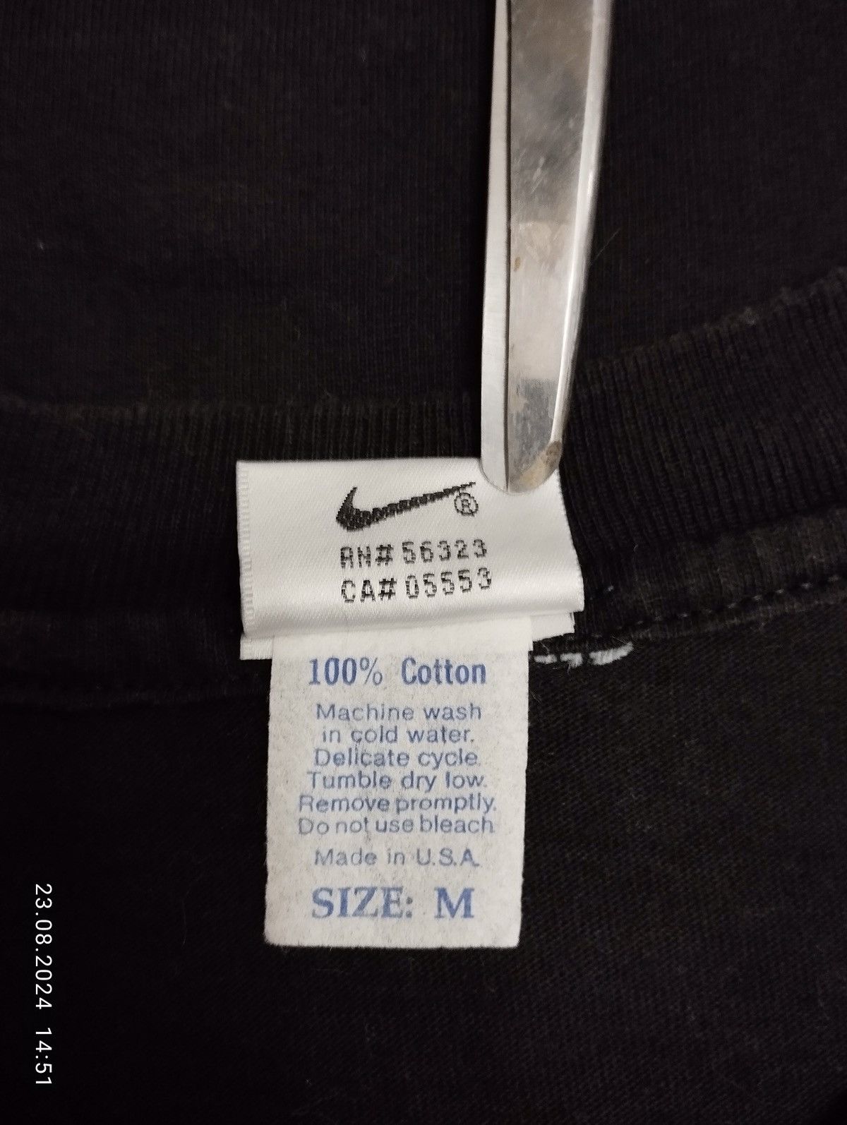 Nike × Vintage Vintage Nike T-Shirt Big Logo Mens Size Medium Size US M / EU 48-50 / 2 - 7 Thumbnail