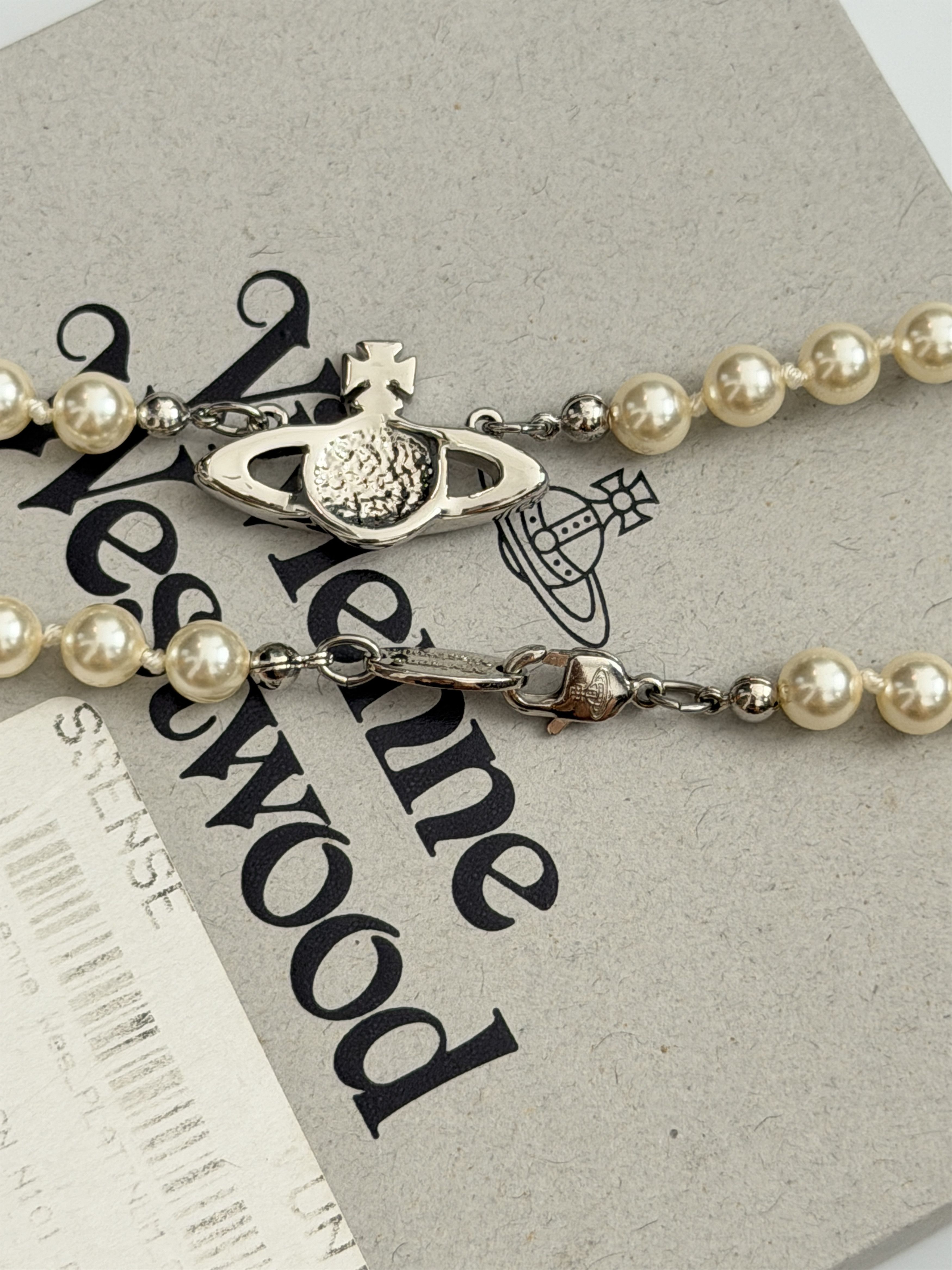 Vivienne Westwood Mini Bas Relief Pearl necklace Size ONE SIZE - 4 Thumbnail