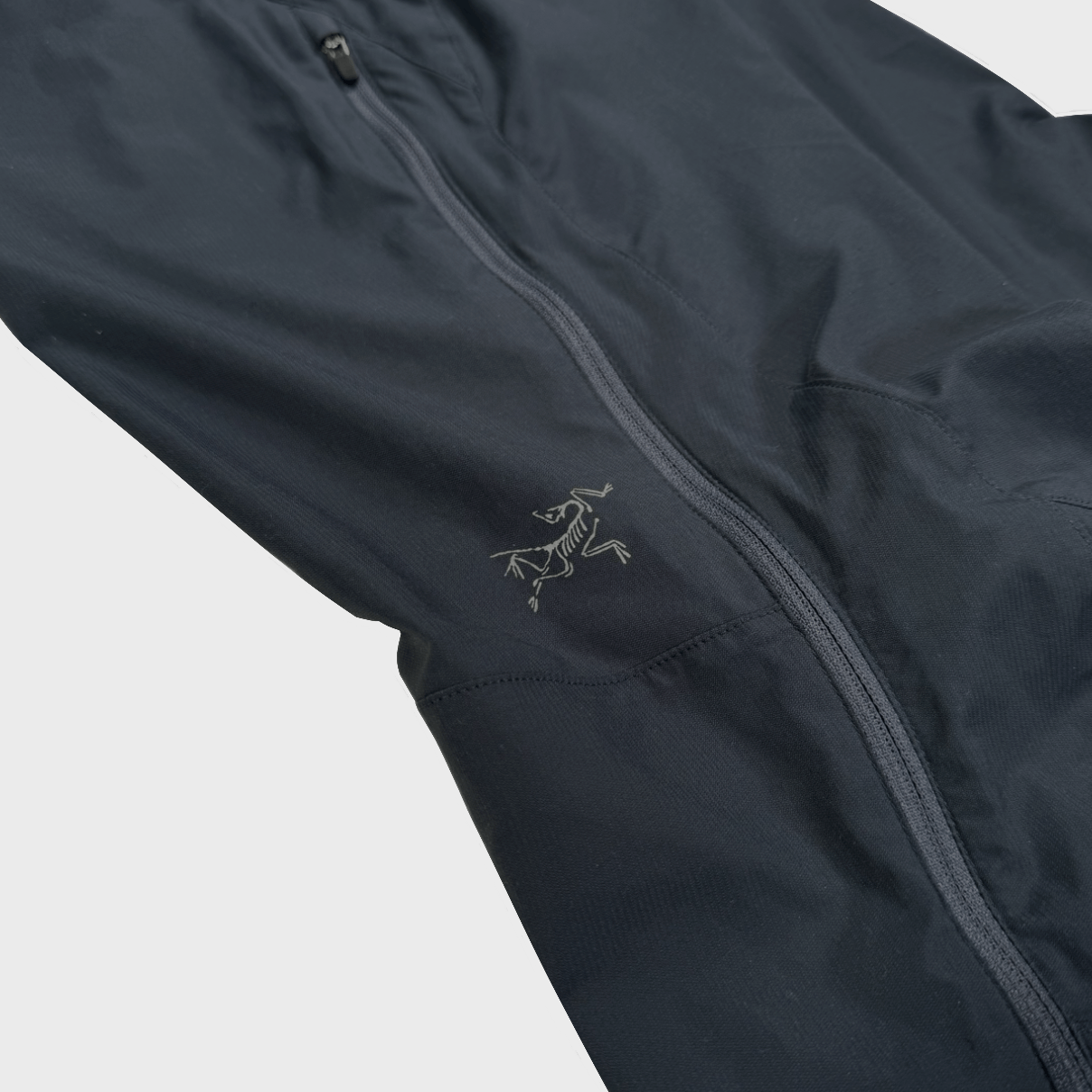 Arc'teryx × Veilance Recent Arc’teryx lightweight technical hiking trousers Size 26" / US 2 / IT 38 - 3 Thumbnail