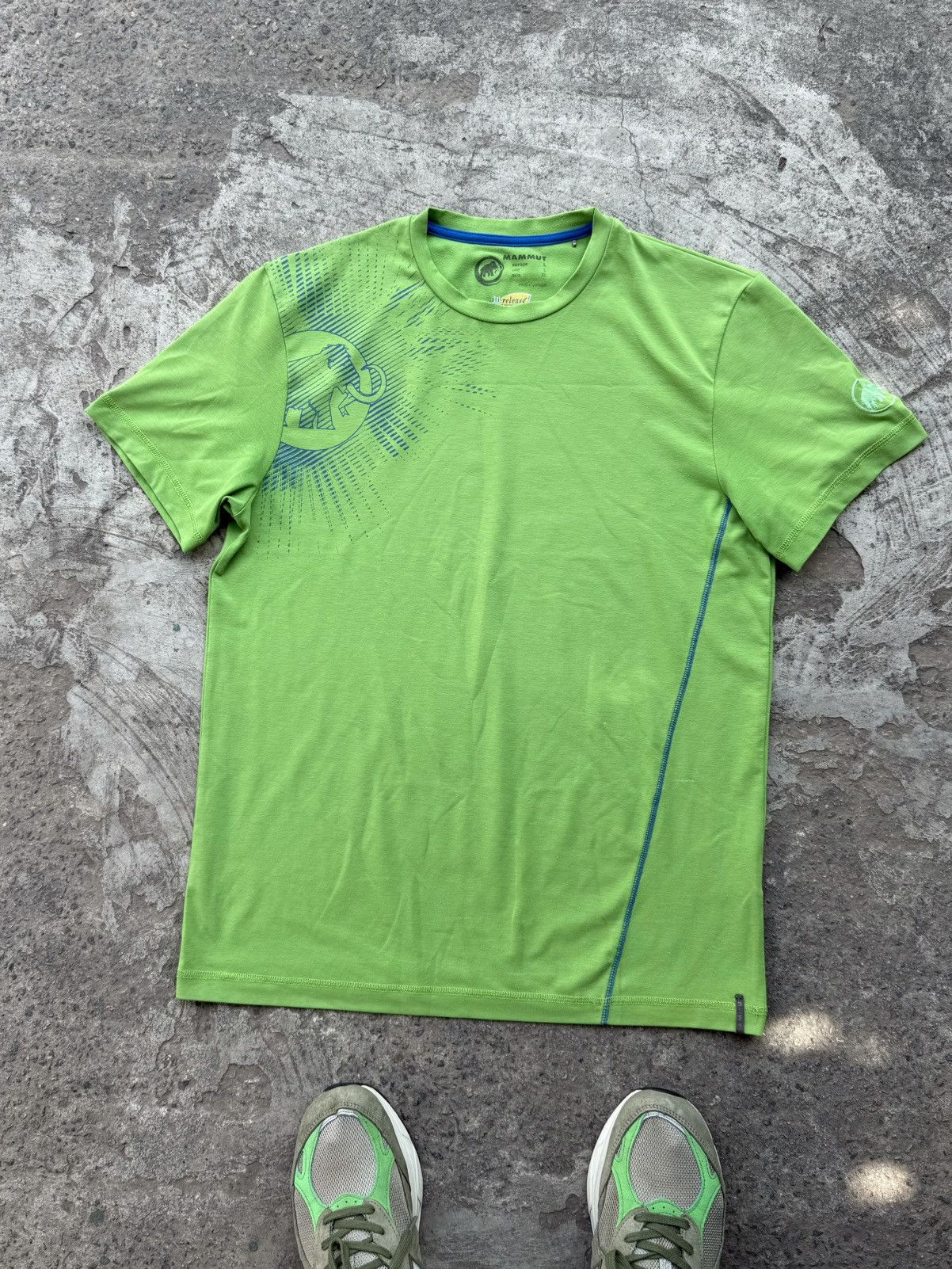 Mammut Mammut Y2K Outdoor Gorpcore Hiking CrossFit T-shirt Size US L / EU 52-54 / 3 - 8 Thumbnail