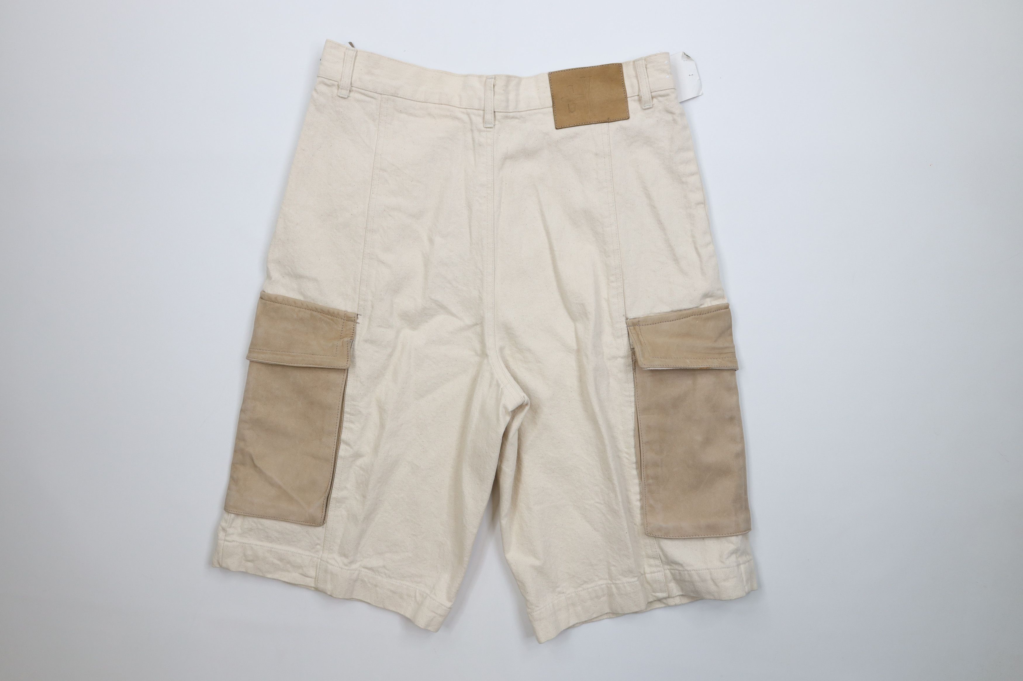 Vintage Deadstock Vintage 90s Streetwear Leather Cargo Shorts Beige Size US 32 / EU 48 - 12 Thumbnail