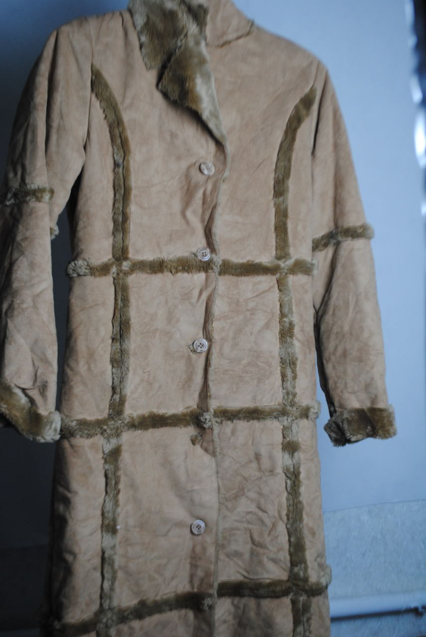 Other Women’s Shearling Coat Size M / US 6-8 / IT 42-44 - 1 Thumbnail
