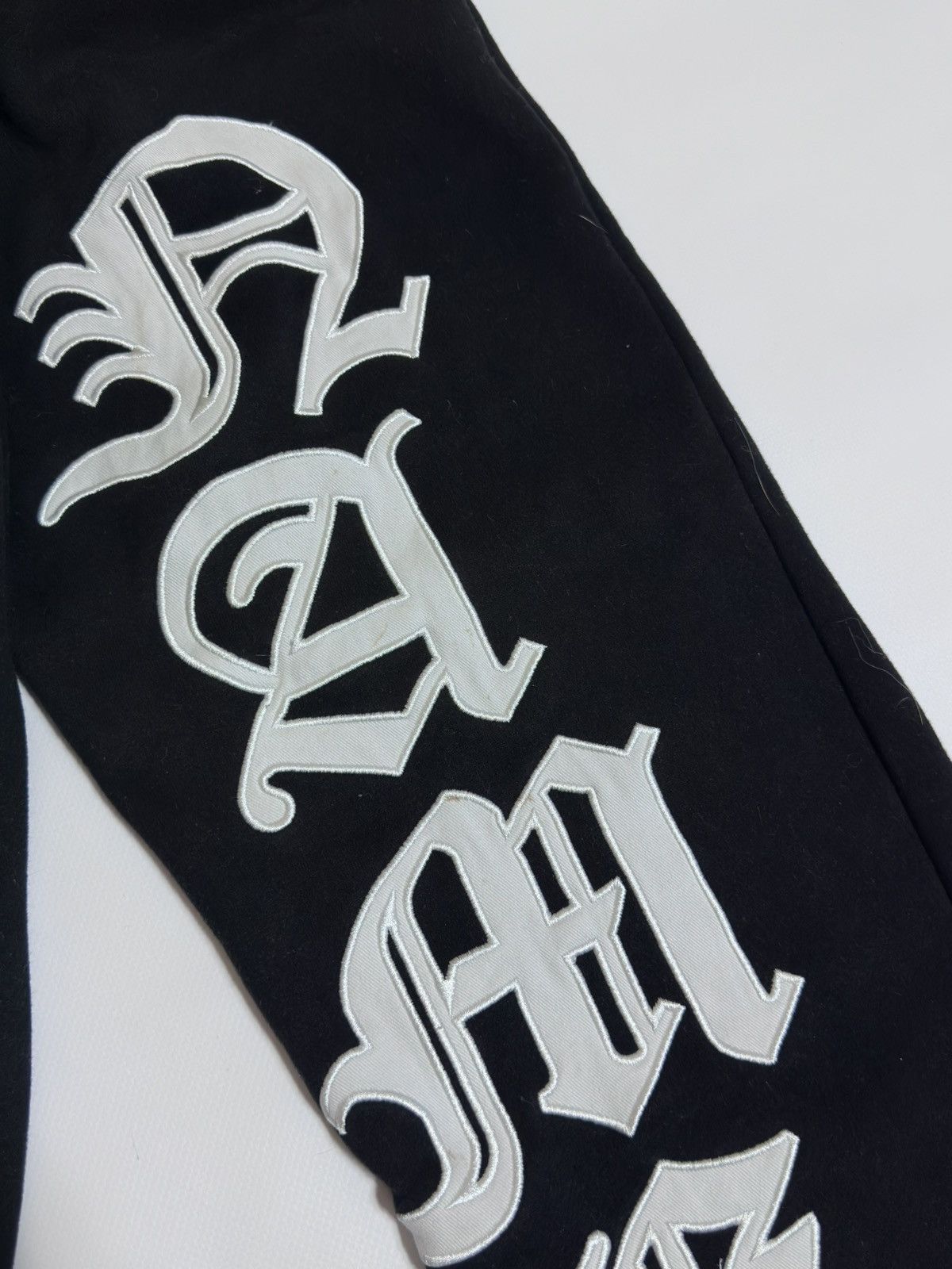 Named Collective NAMED Collective "Old English" Logo Sweatpants Black Size XS Size US 29 - 8 Thumbnail