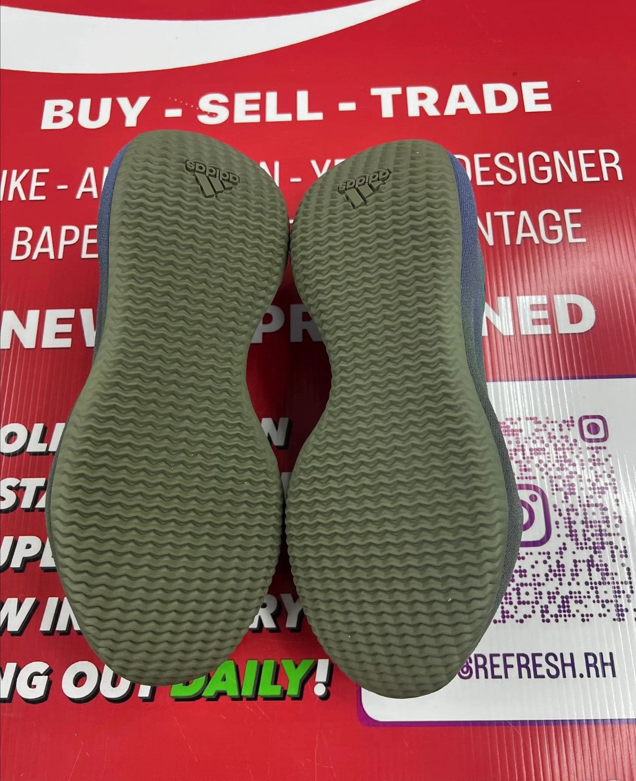 Adidas Yeezy Knit RNR Faded Azure Size 11.5 Size US 11.5 / EU 44-45 - 6 Thumbnail