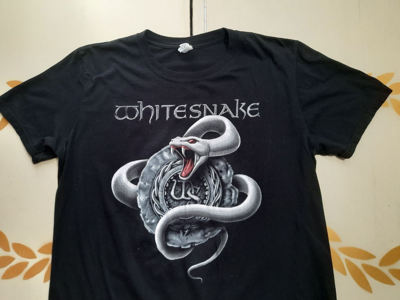 Band Tees × Gildan Gildan WhiteSnake The Purple Tour 2015 T-Shirt Size US L / EU 52-54 / 3 - 6 Thumbnail