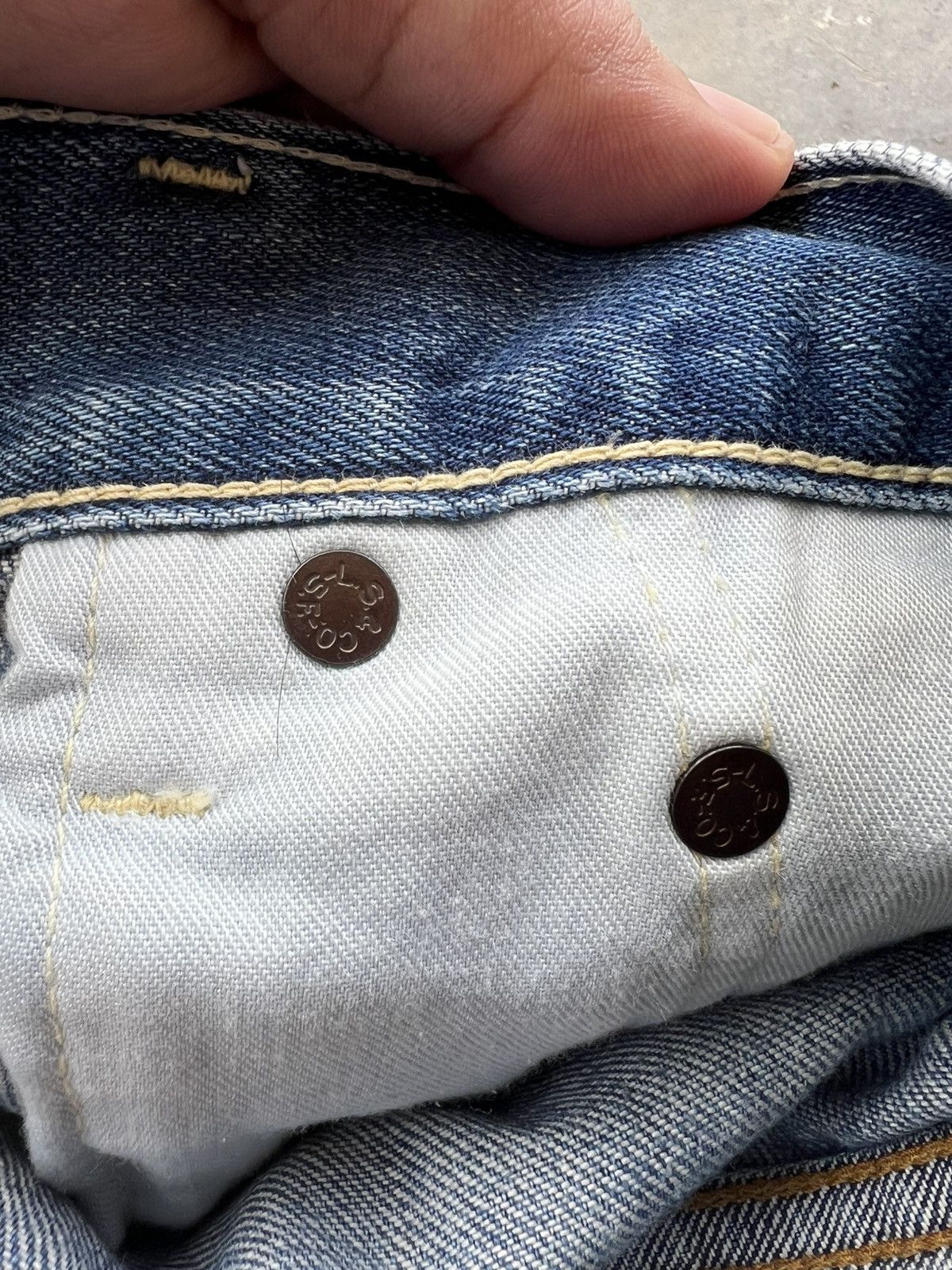 Levi's Vintage Levis 502 Blue Faded Distressed Jean Size US 31 - 18 Thumbnail