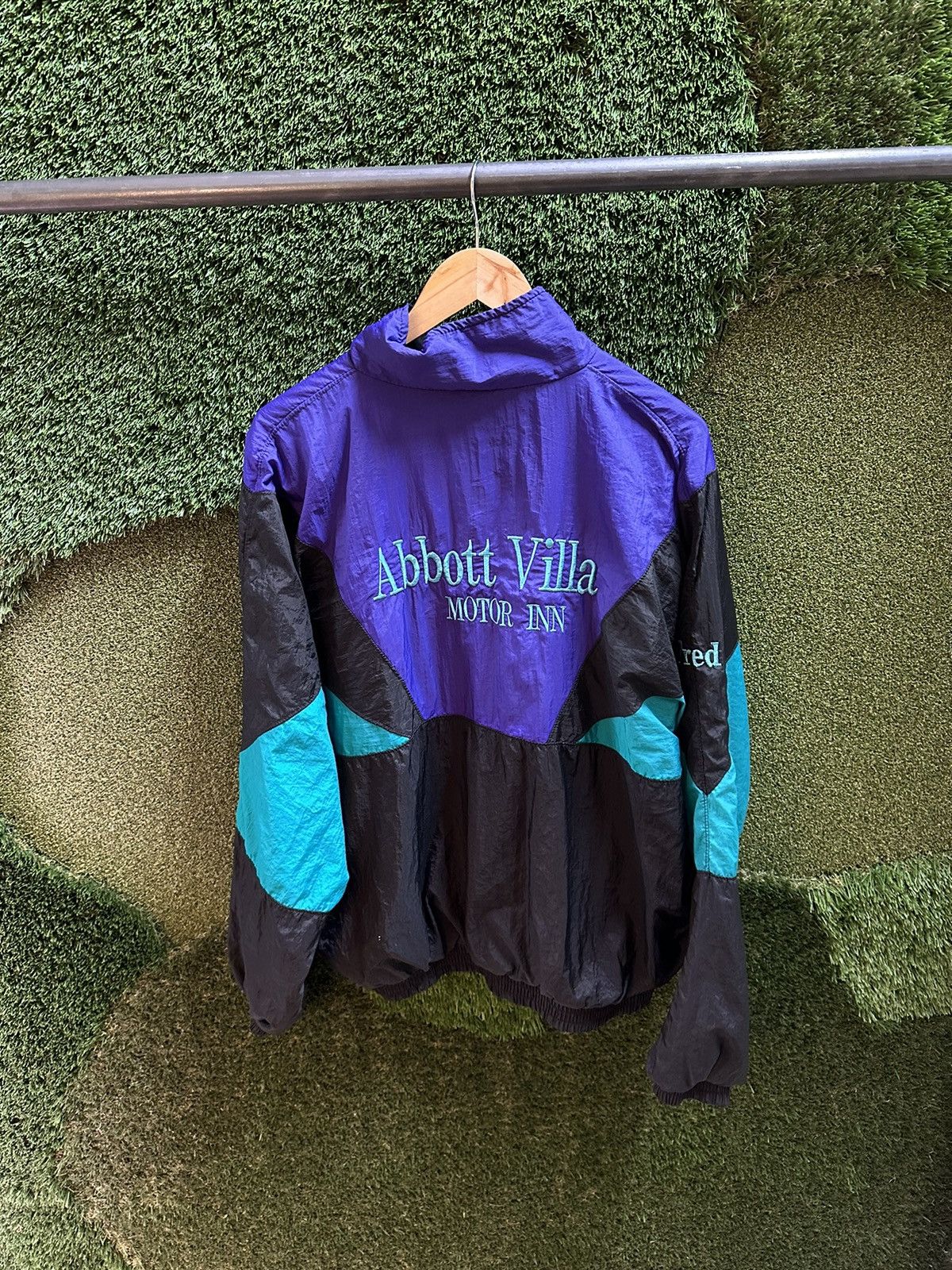Vintage Vintage Puma Kelowna Villa Zip-up Jacket Large Size US L / EU 52-54 / 3 - 2 Thumbnail