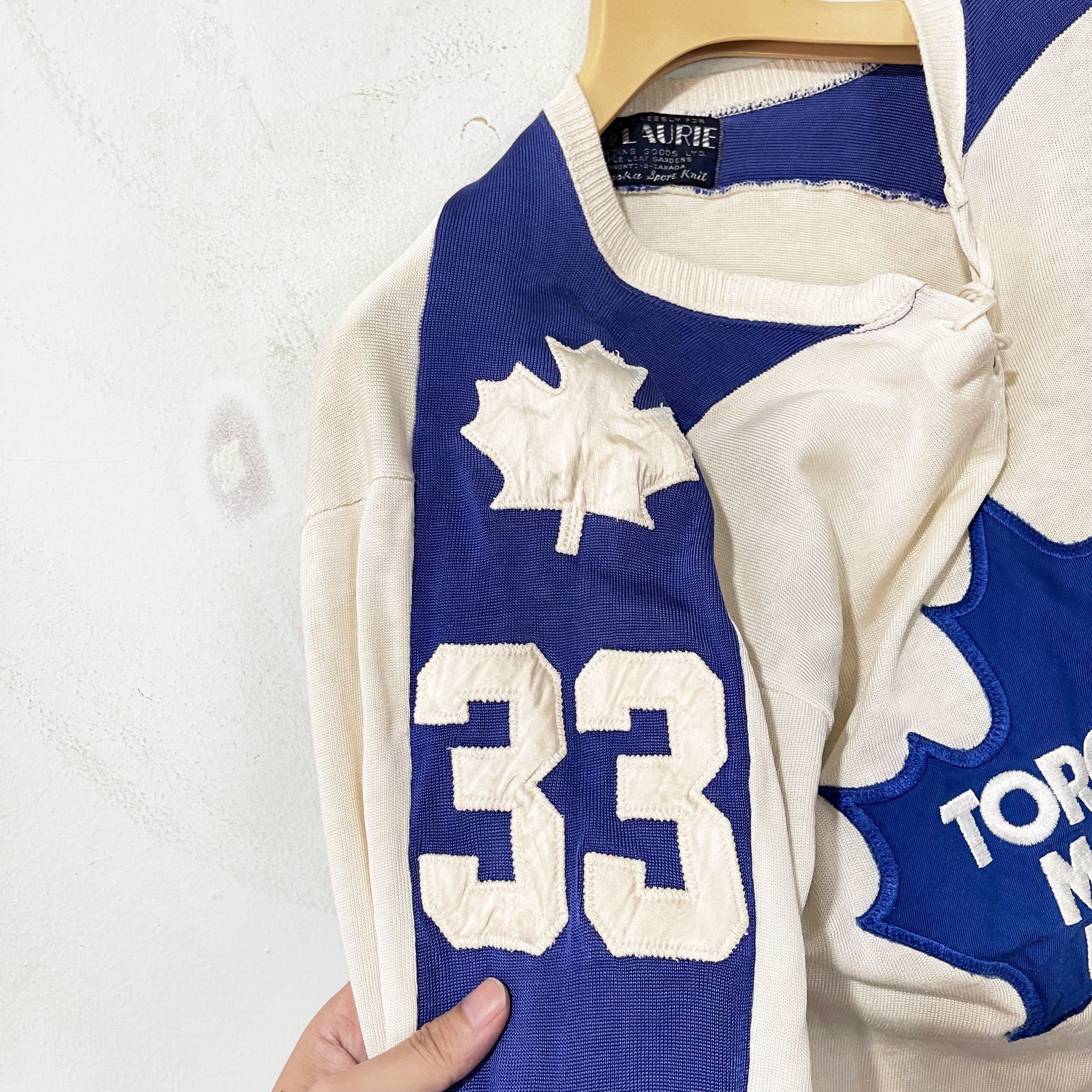 NHL Vintage 80s Toronto Maple Leafs Hockey Jersey NHL Jersey Size US S / EU 44-46 / 1 - 4 Thumbnail