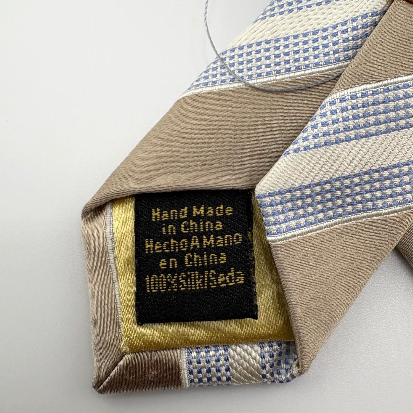 Vintage Donald J Trump Signature Collection Tie Mens One Size Tan Blue Stripe Silk Size ONE SIZE - 4 Thumbnail