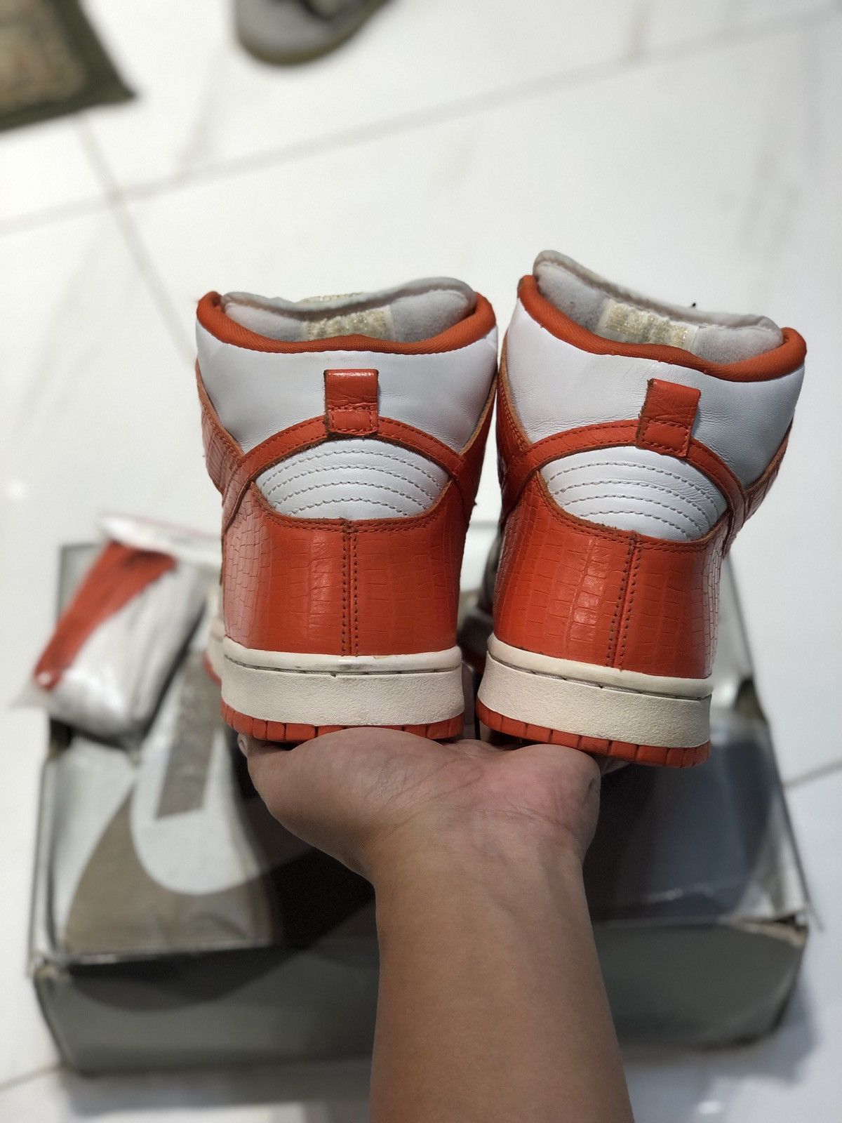 Nike SB Nike Dunk High Pro SB Supreme (2003) Size US 10 / EU 43 - 7 Thumbnail