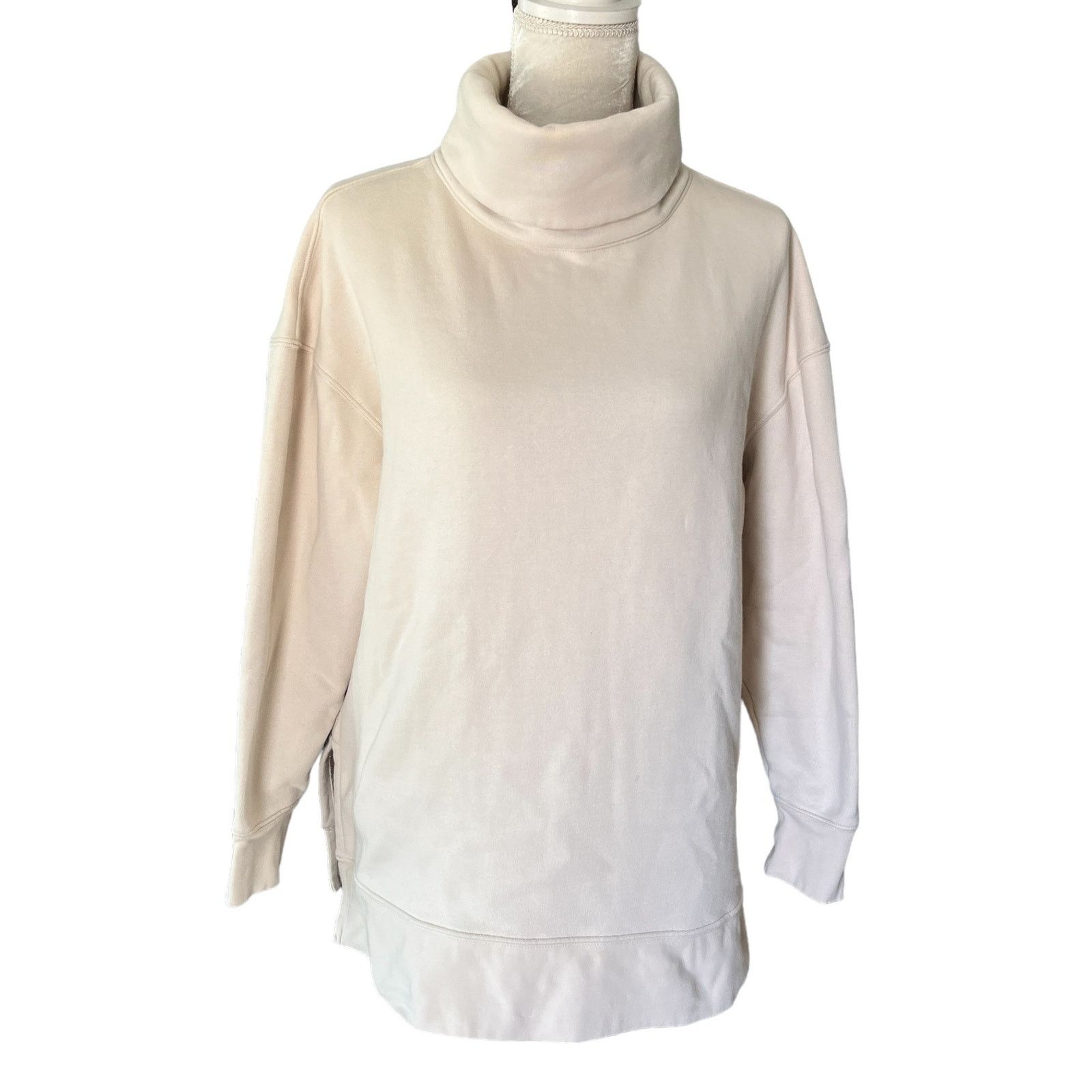 Athleta Athleta 24/7 Funnel Neck Sweatshirt Putty Medium Beige Size M / US 6-8 / IT 42-44 - 10 Thumbnail