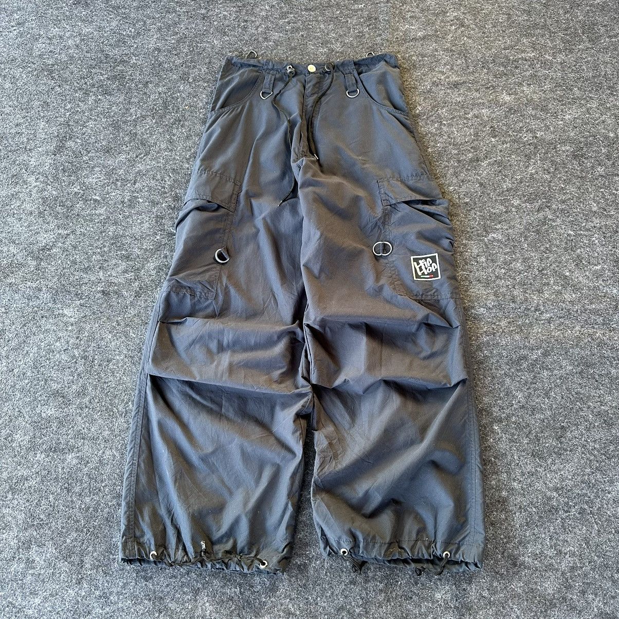 Vintage Vintage Anniluce Italy Hip Hop Baggy Nylon Pant D561 Size US 29 - 1 Thumbnail