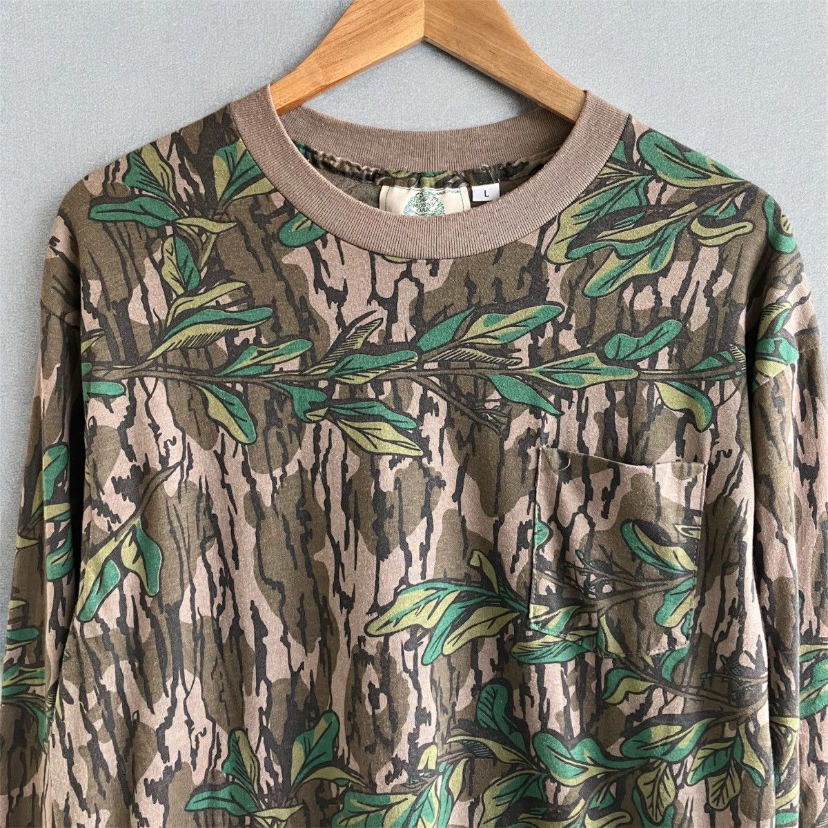 Mossy Oaks Vintage 90s Mossy Oak Green Leaf Camo Long Sleeve T-Shirt Size US L / EU 52-54 / 3 - 2 Thumbnail