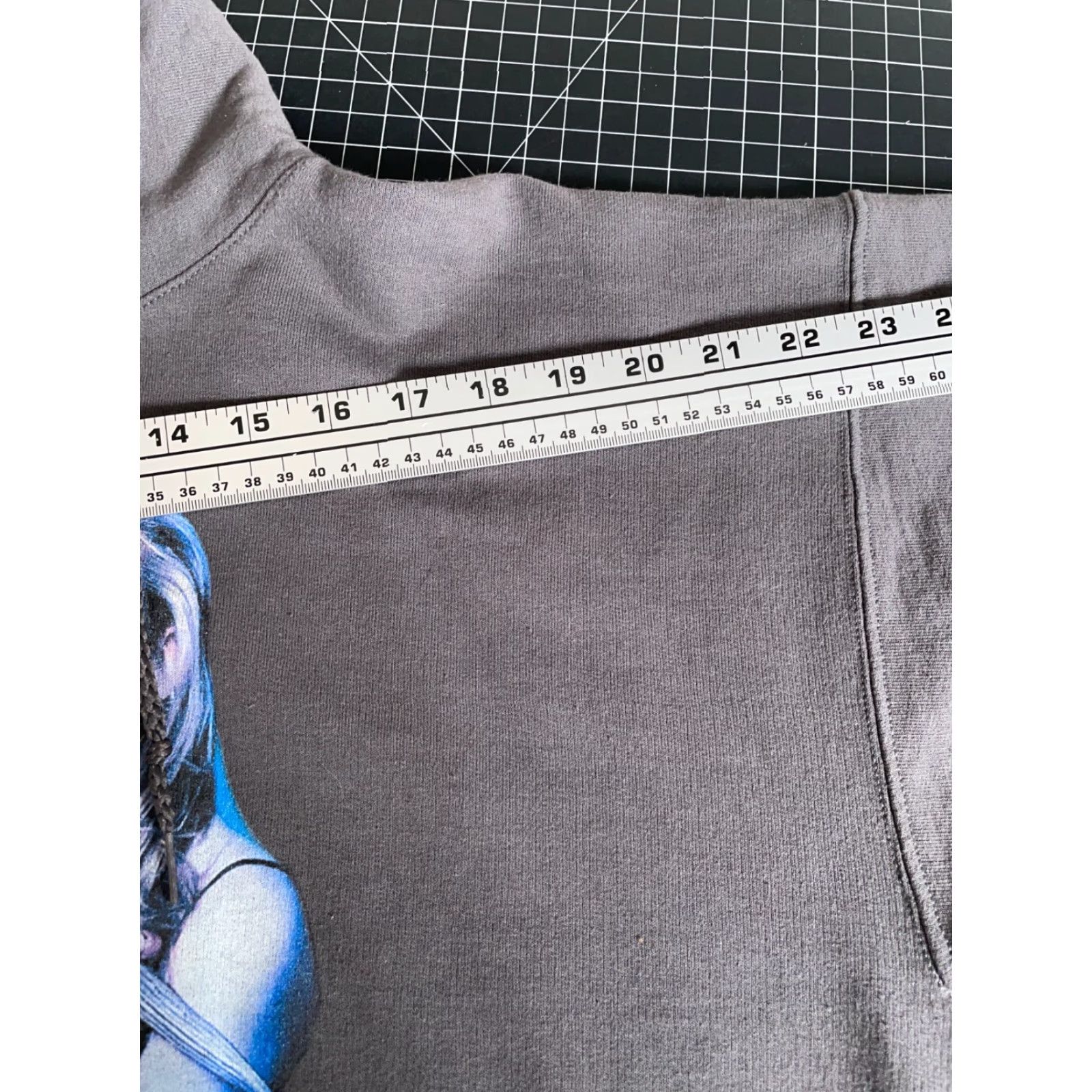 Hanes VINTAGE Buffy The Vampire Slayer Hoodie Men Adult Large Gray Hanes Tag Pullover 90s Retro Graphic Print Pockets Size US L / EU 52-54 / 3 - 7 Thumbnail