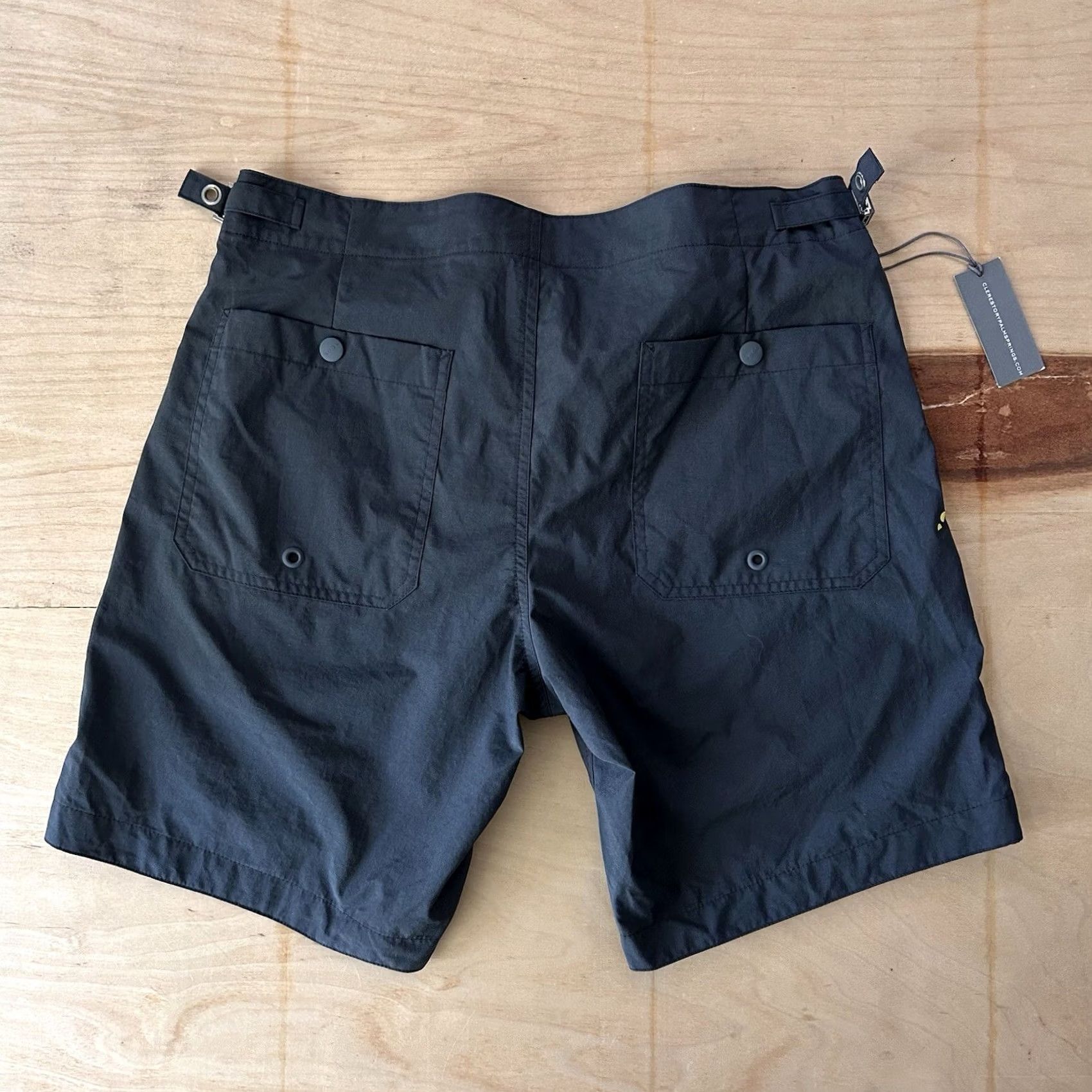 Vintage Clerestory Palm Springs Hike Gray Shorts 8” Inseam Men’s 32 Regular Slim? Wait. Size US 32 / EU 48 - 2 Thumbnail