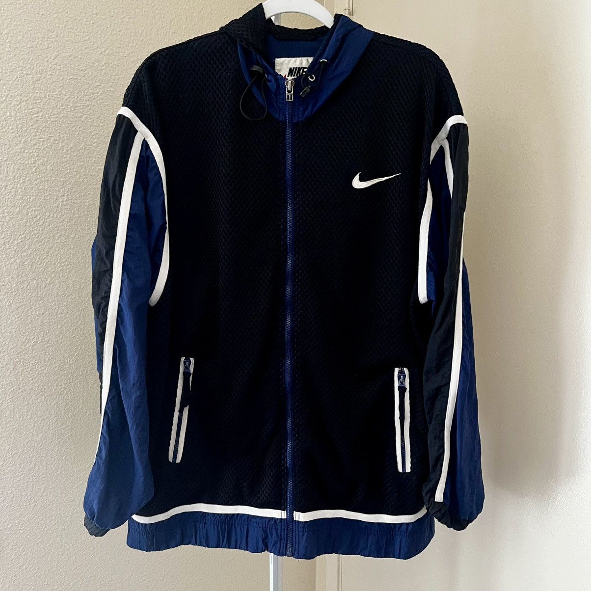 Vintage Nike Mesh Overlay Hooded Windbreaker Size 1XL in Blue, Men's