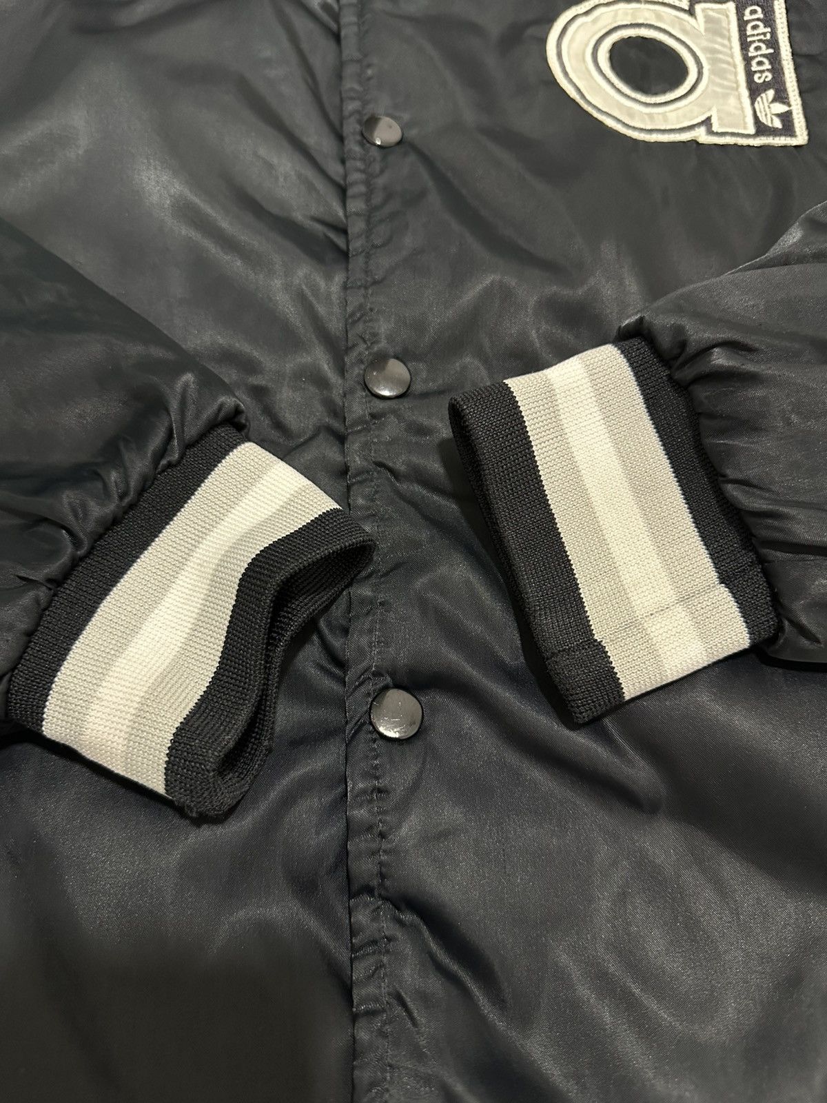 Adidas Vintage 90’s Adidas Bomber Jacket Design Big Logo Design Size US L / EU 52-54 / 3 - 7 Thumbnail