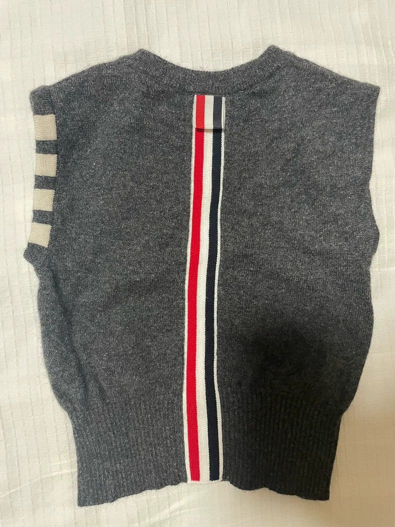 Thom Browne Thom Browne size4 The sheepskin vest is dark grey Size XXS / US 00 / IT 34 - 2 Thumbnail
