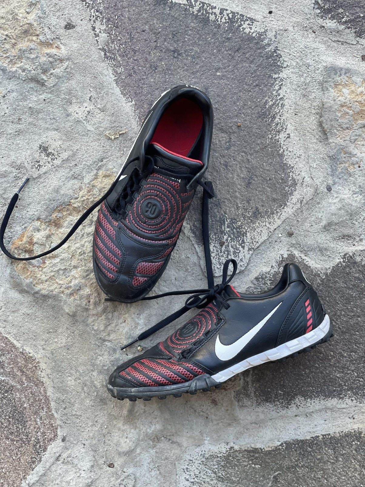 Nike 2008 Nike Total 90 Vintage sneakers Size US 8 / EU 41 - 19 Thumbnail