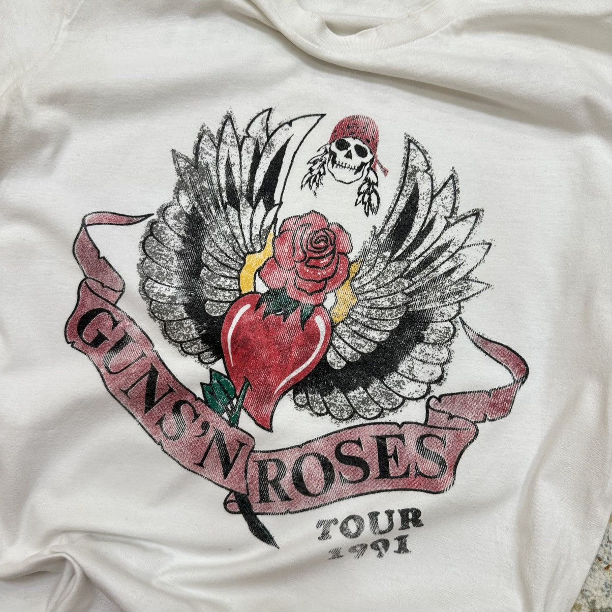 Guns N' Roses × Vintage Vintage Guns N Roses T-shirts Tour 2016 Big Logo Band Y2K Size US S / EU 44-46 / 1 - 6 Thumbnail