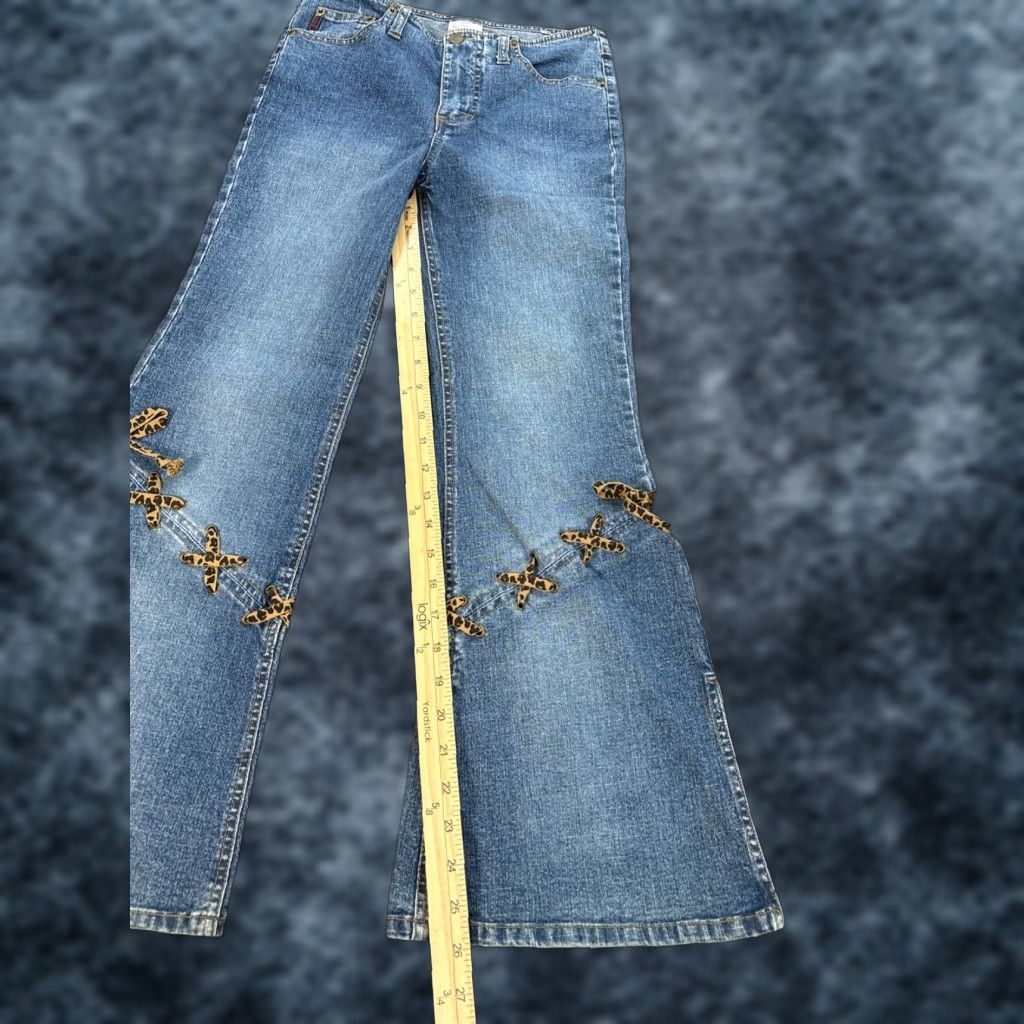 Vintage VINTAGE Mudd Jeans Womens 26x26 Mid Rise Bootcut Cheetah Lace 90s Jeans Womens 26 Blue Size 26" / US 2 / IT 38 - 1 Thumbnail