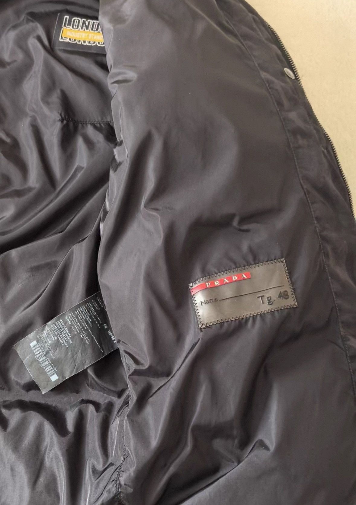Prada Prada Camouflage dark pattern metal label down jacket Size US M / EU 48-50 / 2 - 8 Thumbnail