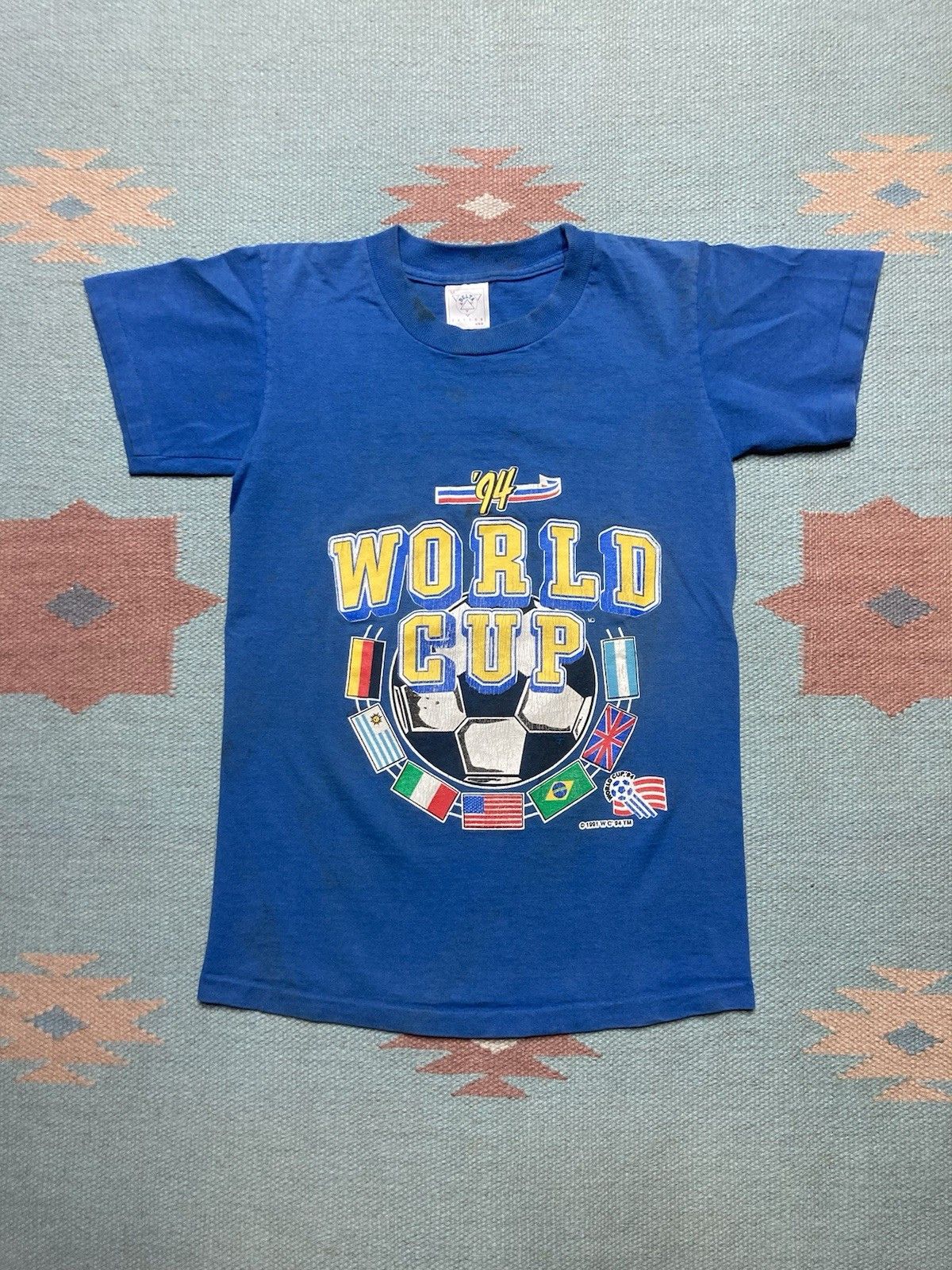 Vintage 90s graphic tshirt 1994 World Cup soccer futbol youth M baby Size XS / US 0-2 / IT 36-38 - 1 Thumbnail