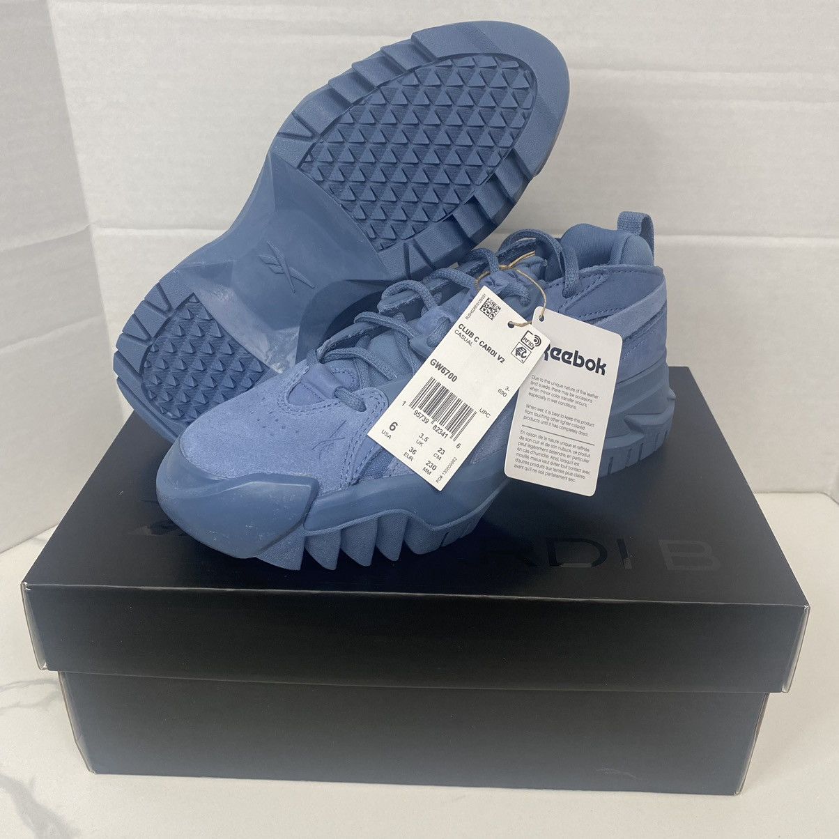 cardi b shoe size