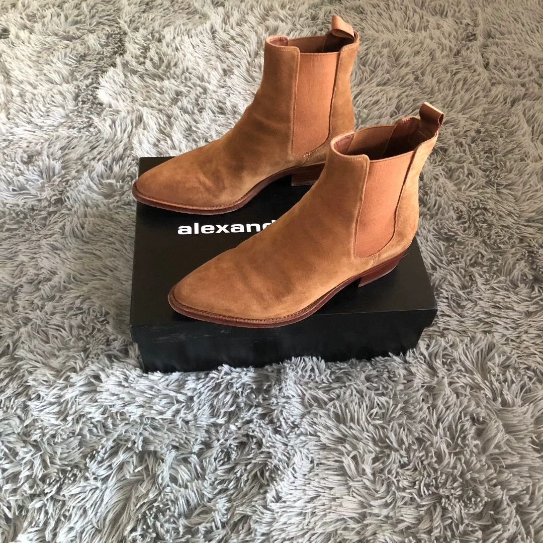 Celine Celine Chelsea Boots Size US 5 / IT 35 - 1 Thumbnail