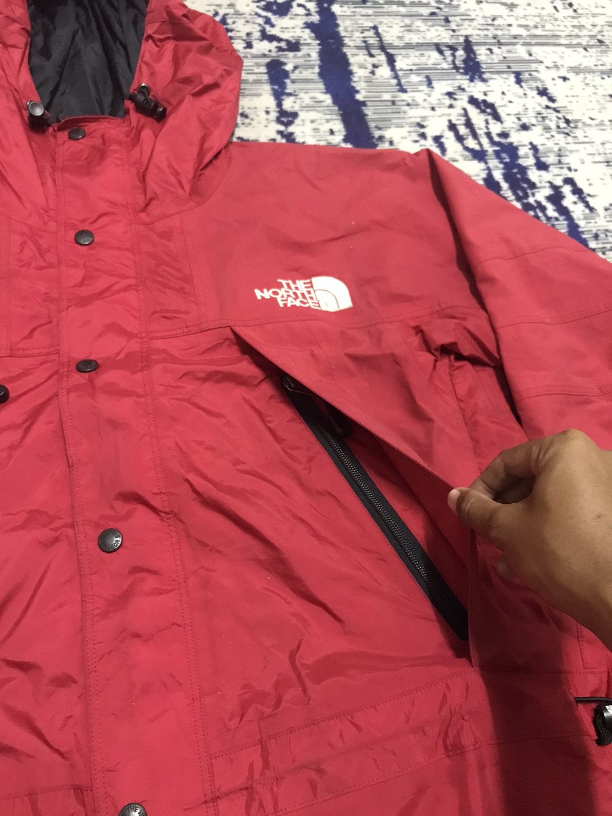 Goretex THE NORTH FACE pocket table windbreaker Size US L / EU 52-54 / 3 - 7 Thumbnail