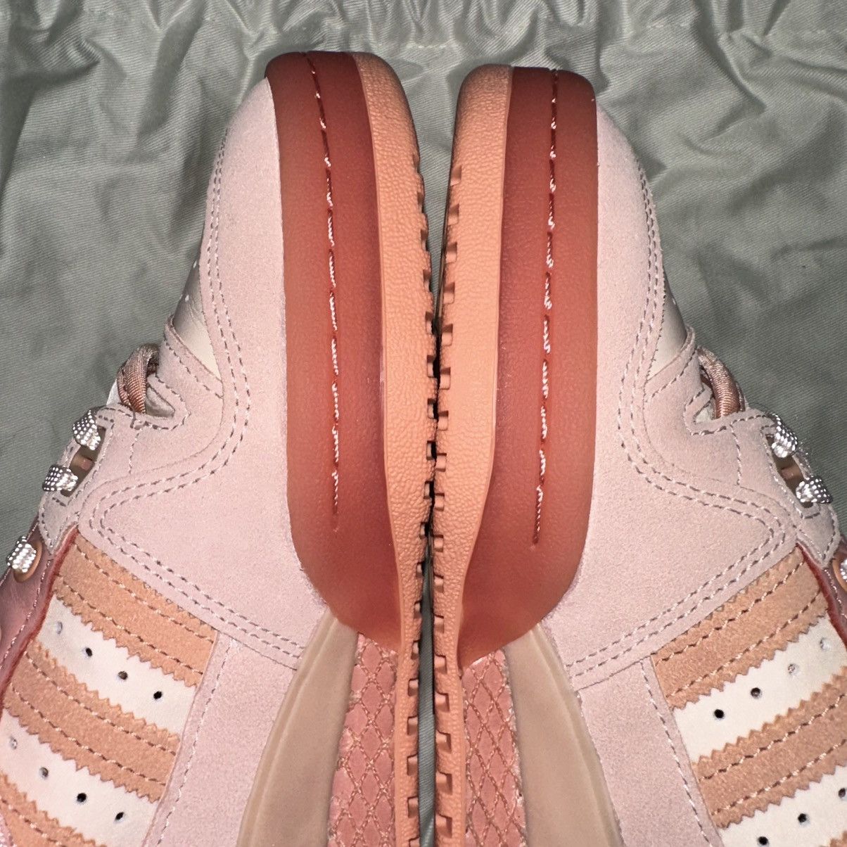 Adidas Bad Bunny Forum Low - Easter Egg / VNDS Size US 8 / EU 41 - 7 Thumbnail