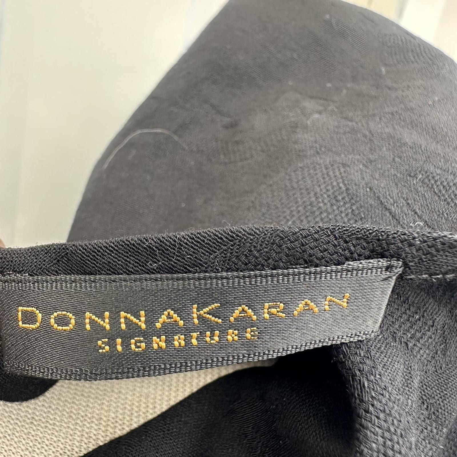 Donna Karan VINTAGE 100% WOOL Donna Karan Signature Made in Italy SZ6 Size ONE SIZE - 3 Thumbnail