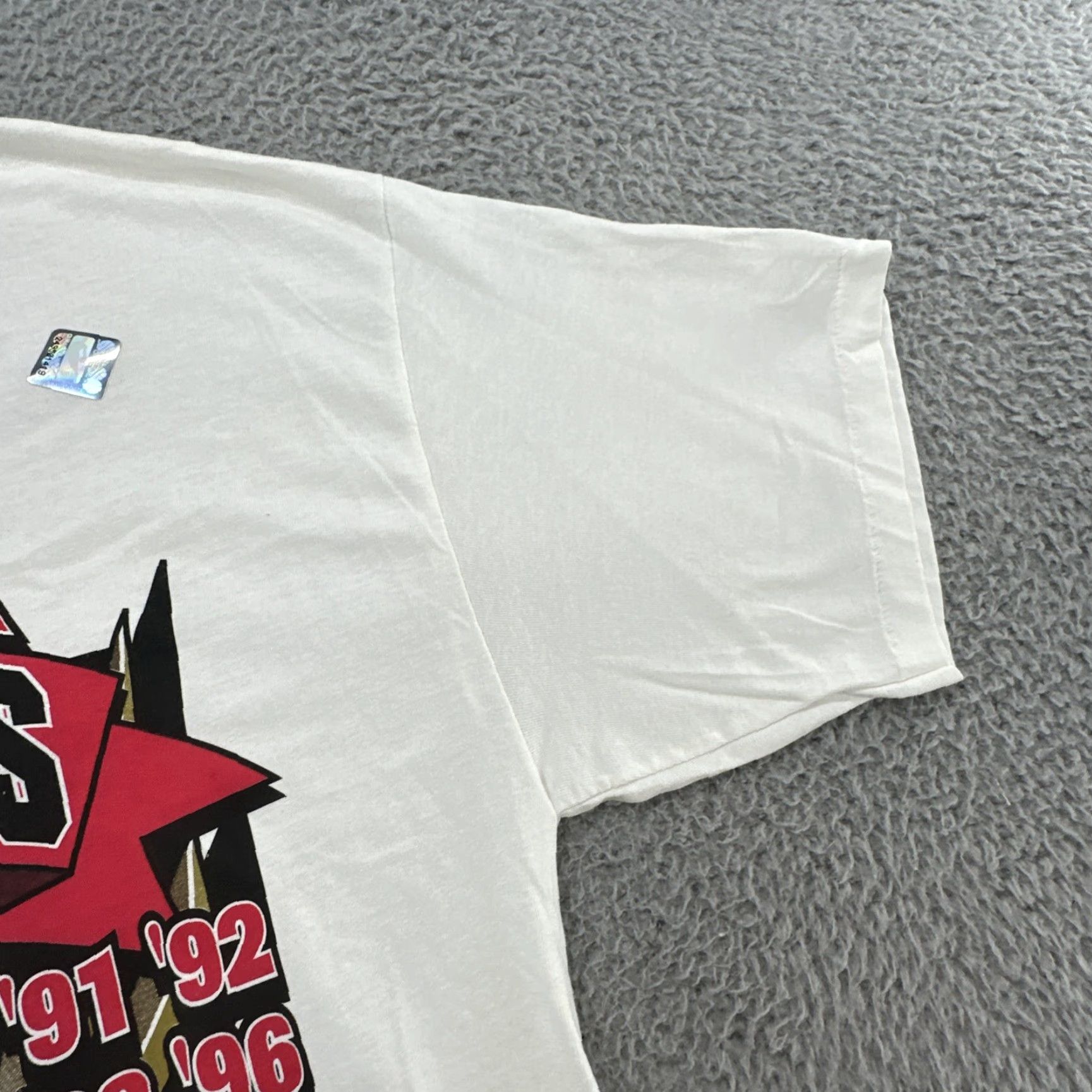 Vintage VINTAGE Chicago Bulls 1997 NBA Finals T-Shirt XL 5 Time Champions Nike Shirt Mens Size US XL / EU 56 / 4 - 5 Thumbnail