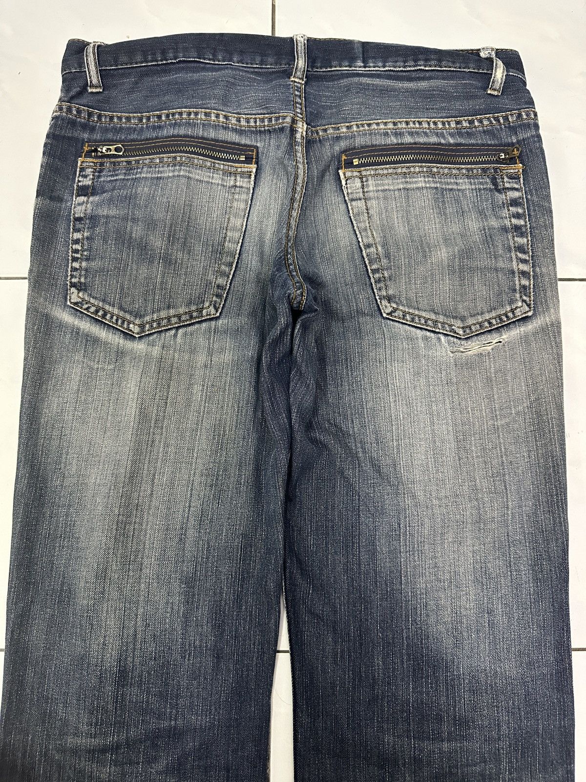 Japanese Brand Vintage JUNMEN Cross Design Distressed Jeans Size US 32 / EU 48 - 9 Thumbnail
