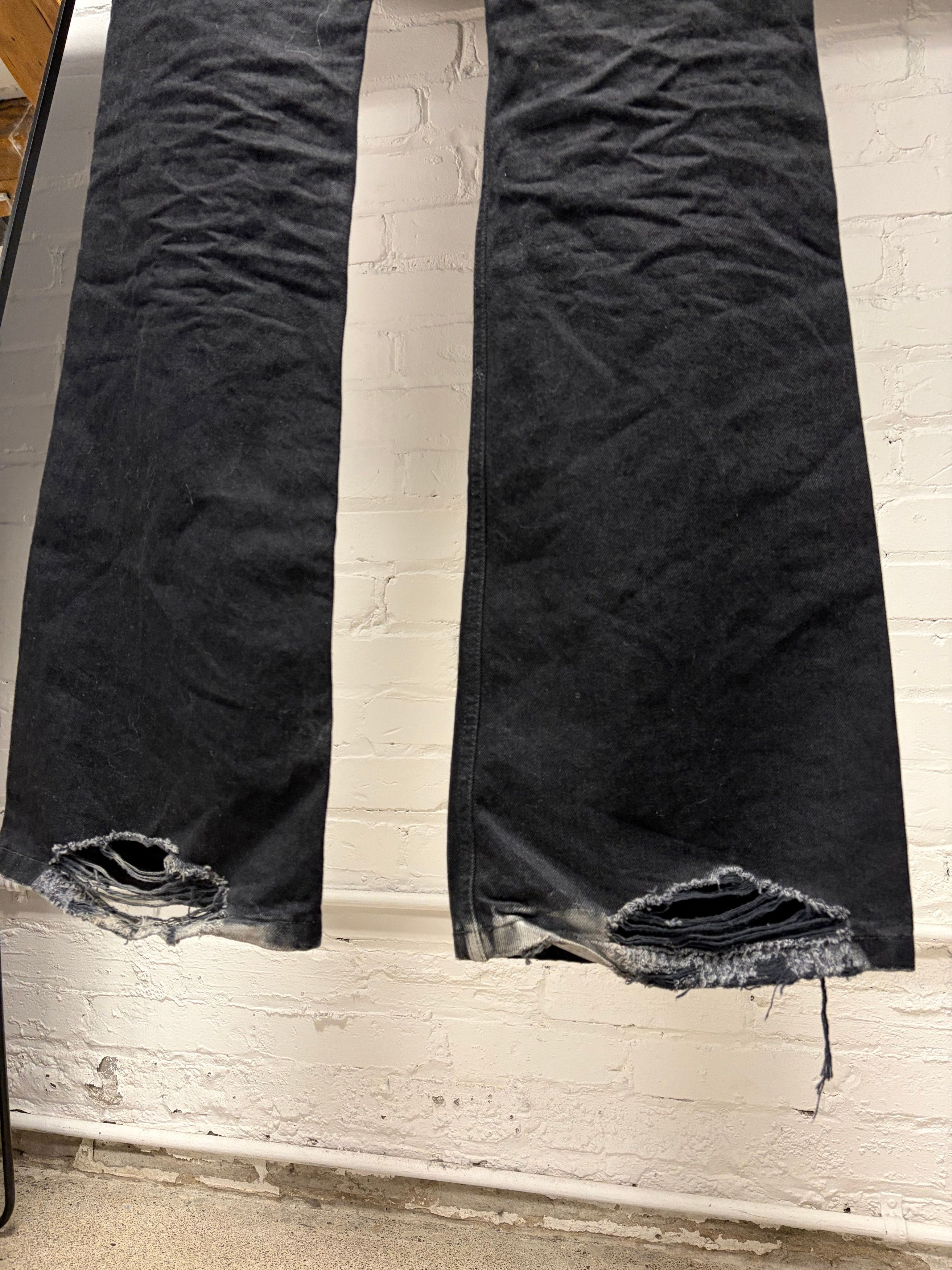 Balenciaga 2022 Balenciaga ‘Lost Tape’ Heelbite Black Flared Leg Denim Size US 34 / EU 50 - 4 Thumbnail