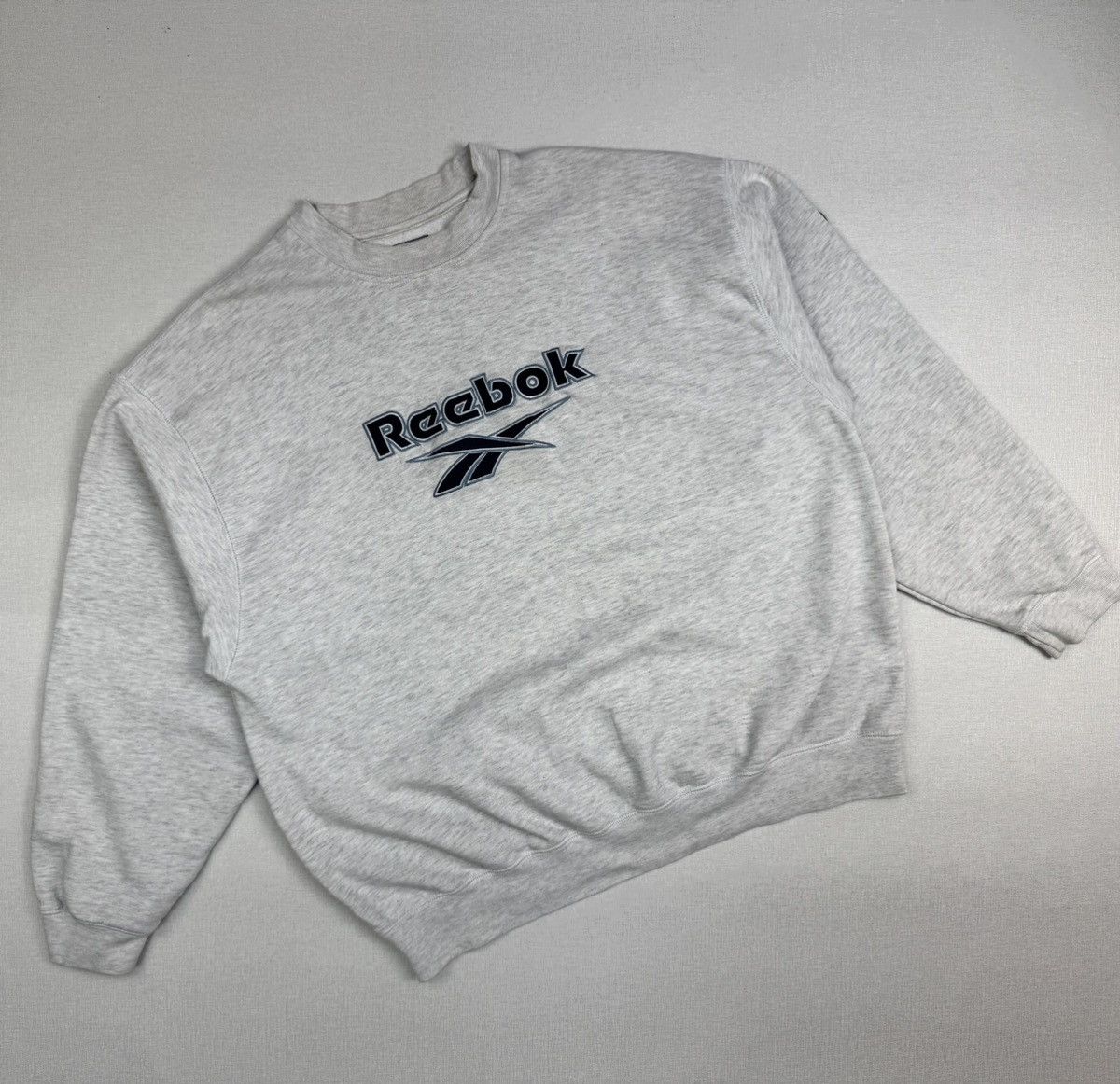 Reebok × Vintage Vintage Reebok Essentials Oversized Retro Sweatshirt Men Size US XL / EU 56 / 4 - 2 Thumbnail