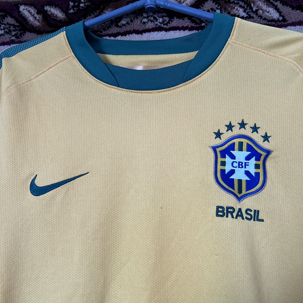 Nike BRASIL 2010 2011 HOME FOOTBALL SHIRT SOCCER JERSEY NIKE Size US M / EU 48-50 / 2 - 3 Thumbnail