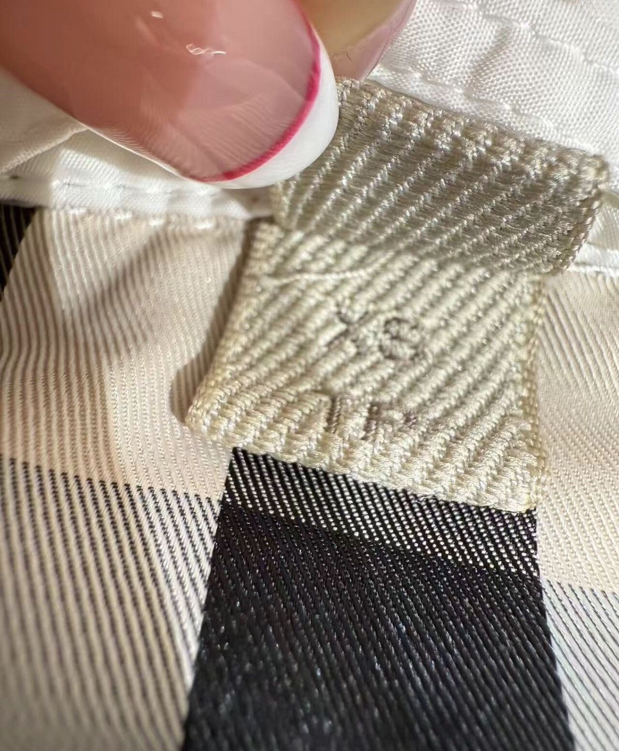 Burberry Burberry White Double-Breasted Long Down Jacket Size US XS / EU 42 / 0 - 3 Thumbnail